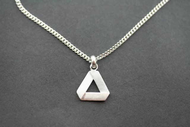 Elegant Folded Triangle Pendant Necklace with 45cm Link Chain - Perfect for Casual Wear, Date Nights & Special Occasions