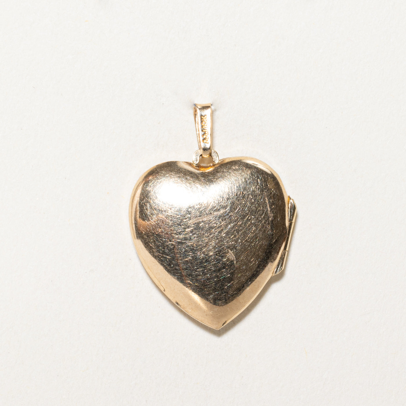 Diamond Floral Engraved Heart Locket Pendant | 0.02ctw | Elegant Jewelry Gift for Women | Perfect for Valentine's Day, Anniversary & Special Occasions