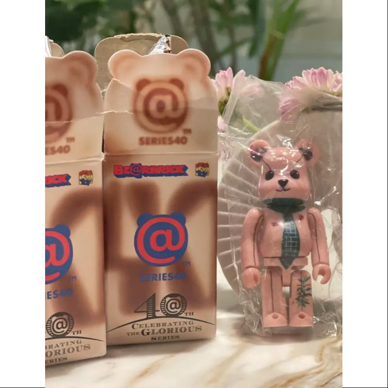 Bearbrick Series 40 ANIMAL Nathalie Lete 100% Collectible Art Toy - Perfect for Display, Gifts & Anime Collections