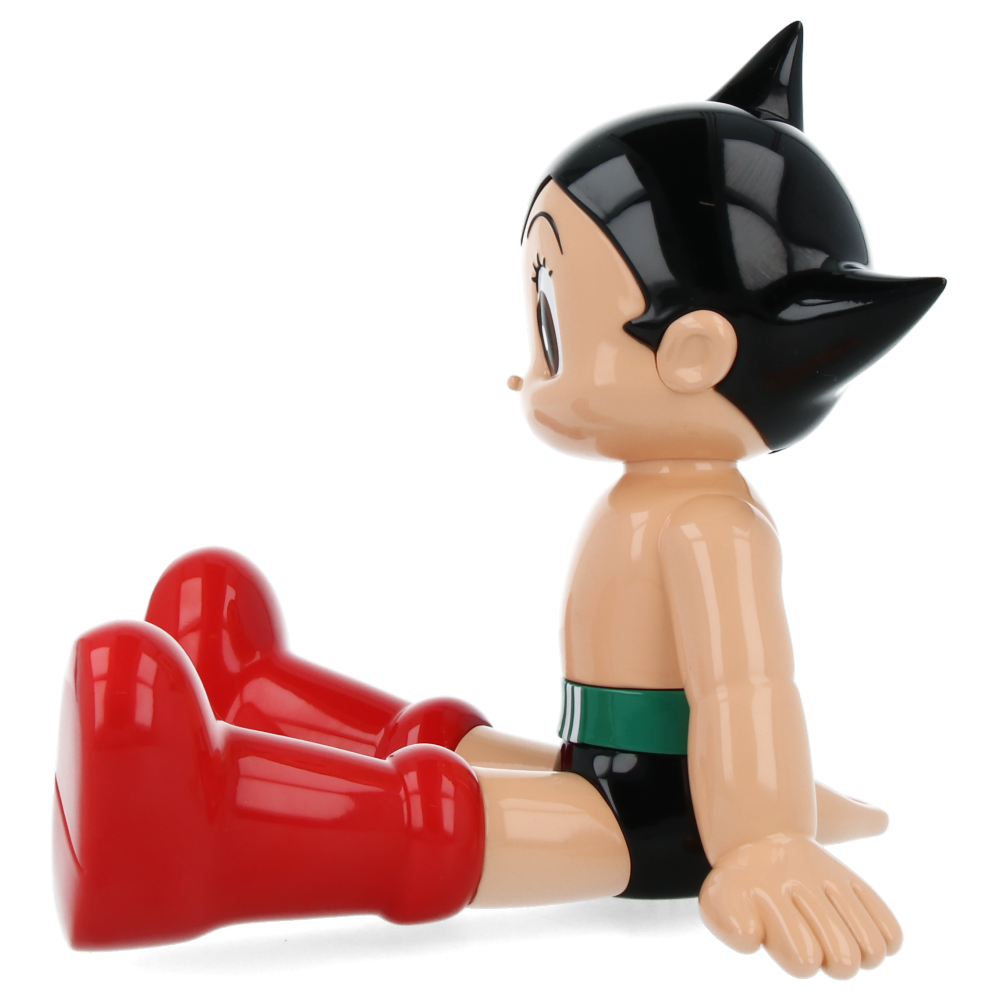 Astro Boy Sitting Pose PVC Figure - Anime Collectible for Home Decor, Office Display, and Gift Giving