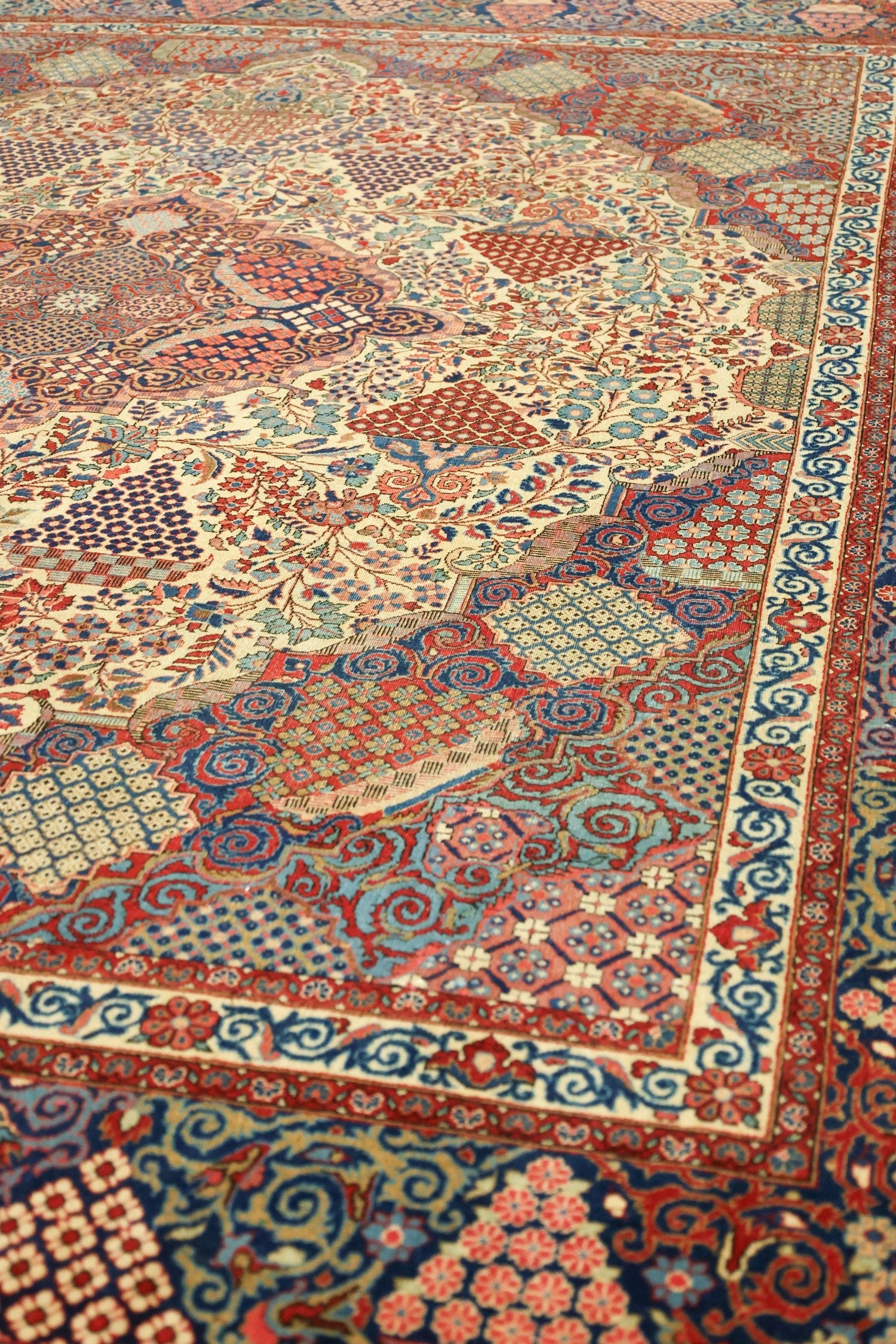 Antique Dabir Kashan Handwoven Traditional Persian Rug - JF8661 | Perfect for Living Room, Bedroom & Home Decor
