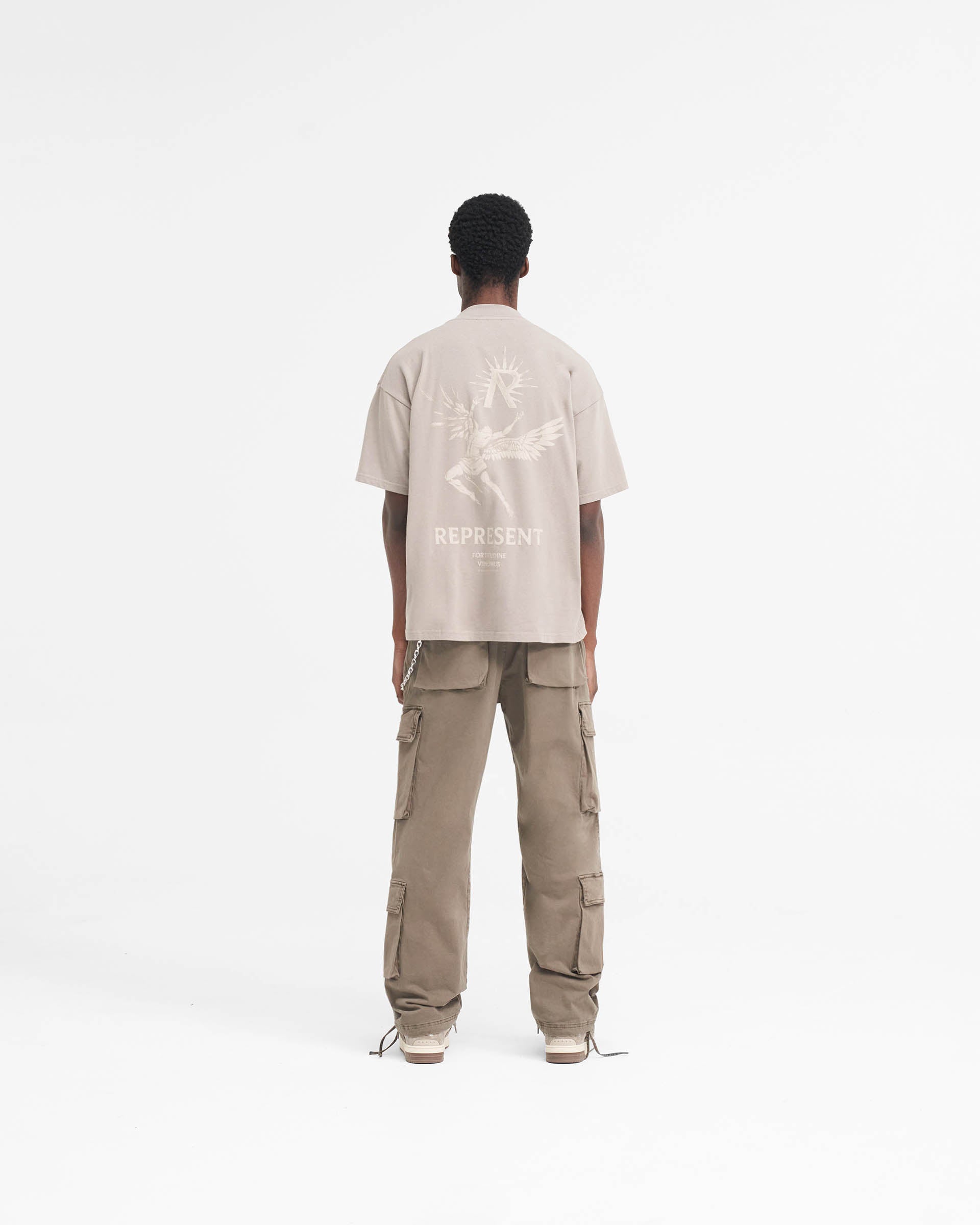 Stylish Baggy Cargo Pants for Men & Women | Comfortable Streetwear Joggers | Perfect for Casual Outfits, Hiking & Urban Fashion