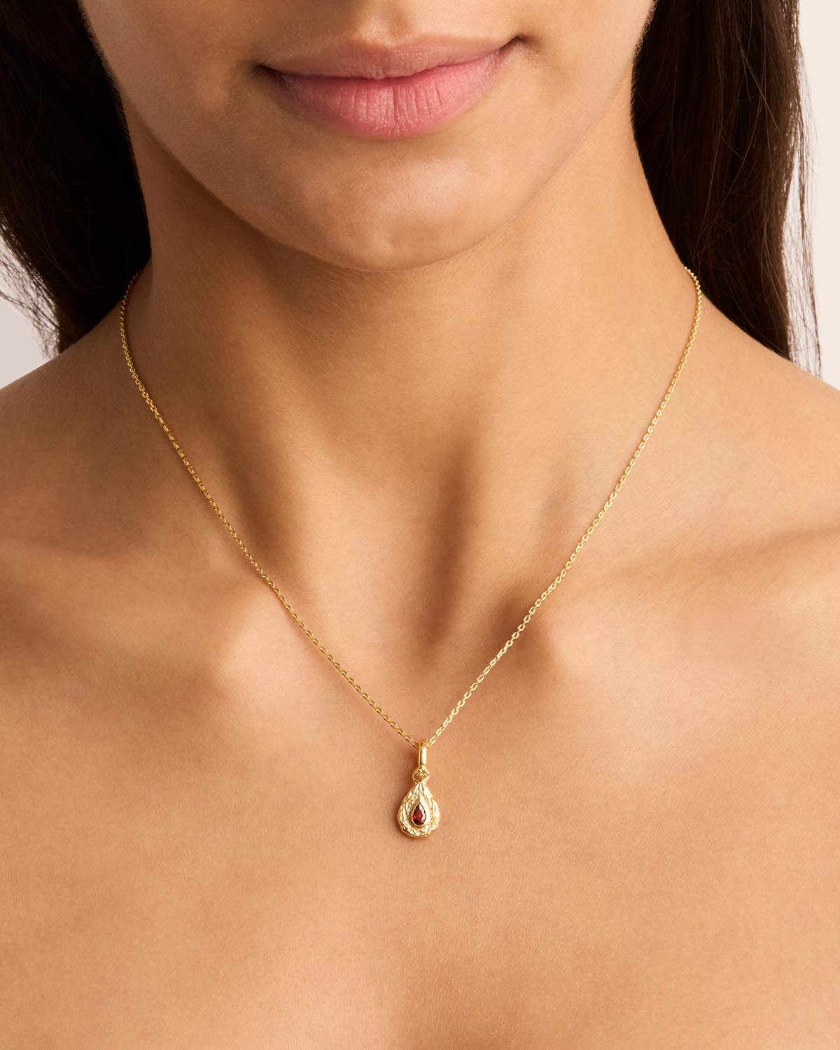 18K Gold Vermeil Birthstone Pendant Necklace - January Birthstone Jewelry for Women, Gift for Mom, Wife, Daughter | Perfect for Valentine's Day, Anniversary & Birthday Gifts