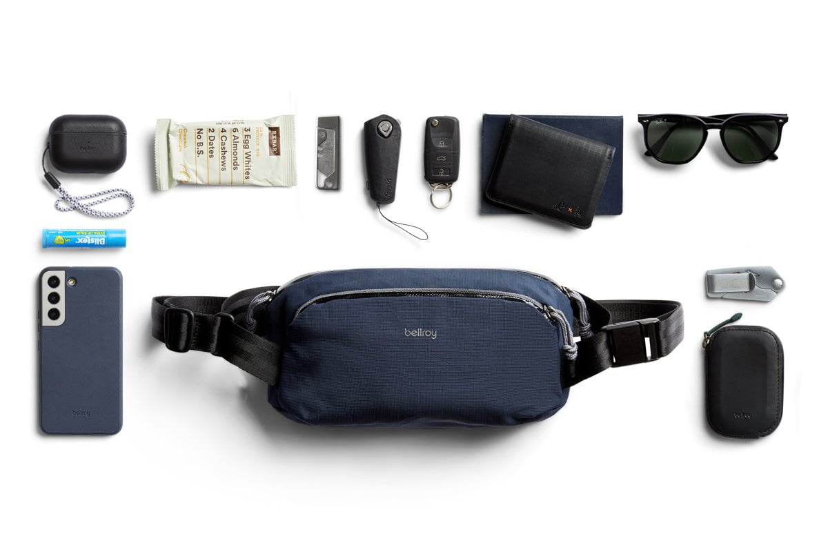 Bellroy Venture Ready Sling 2.5L Crossbody Bag - Lightweight & Water-Resistant Travel Pack for Men & Women - Perfect for Hiking, Commuting & Everyday Carry