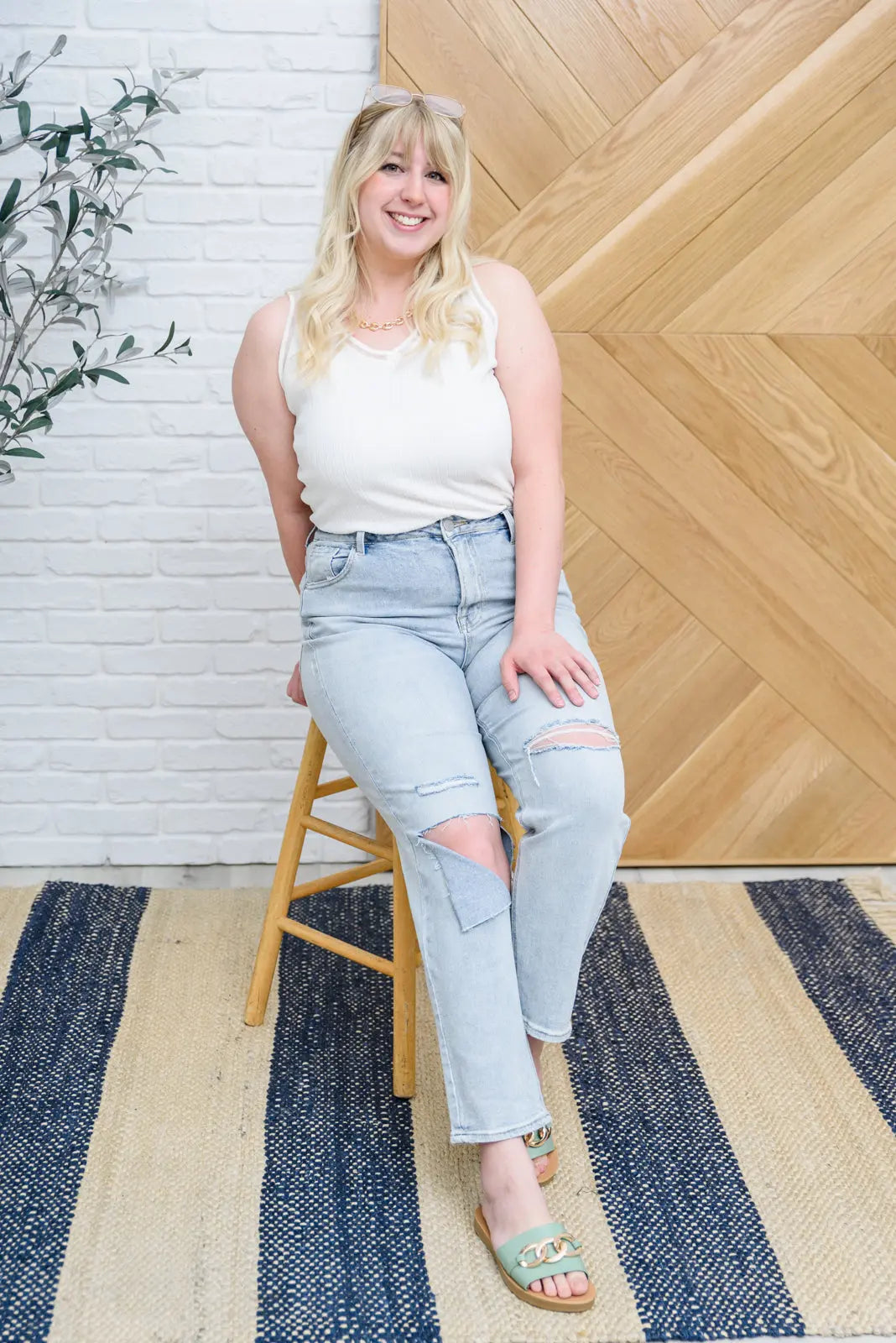 Good Karma Light Wash Distressed Jeans for Women - Vintage Ripped Denim Pants, High Waist Skinny Jeans - Perfect for Casual Outfits, Streetwear & Everyday Wear