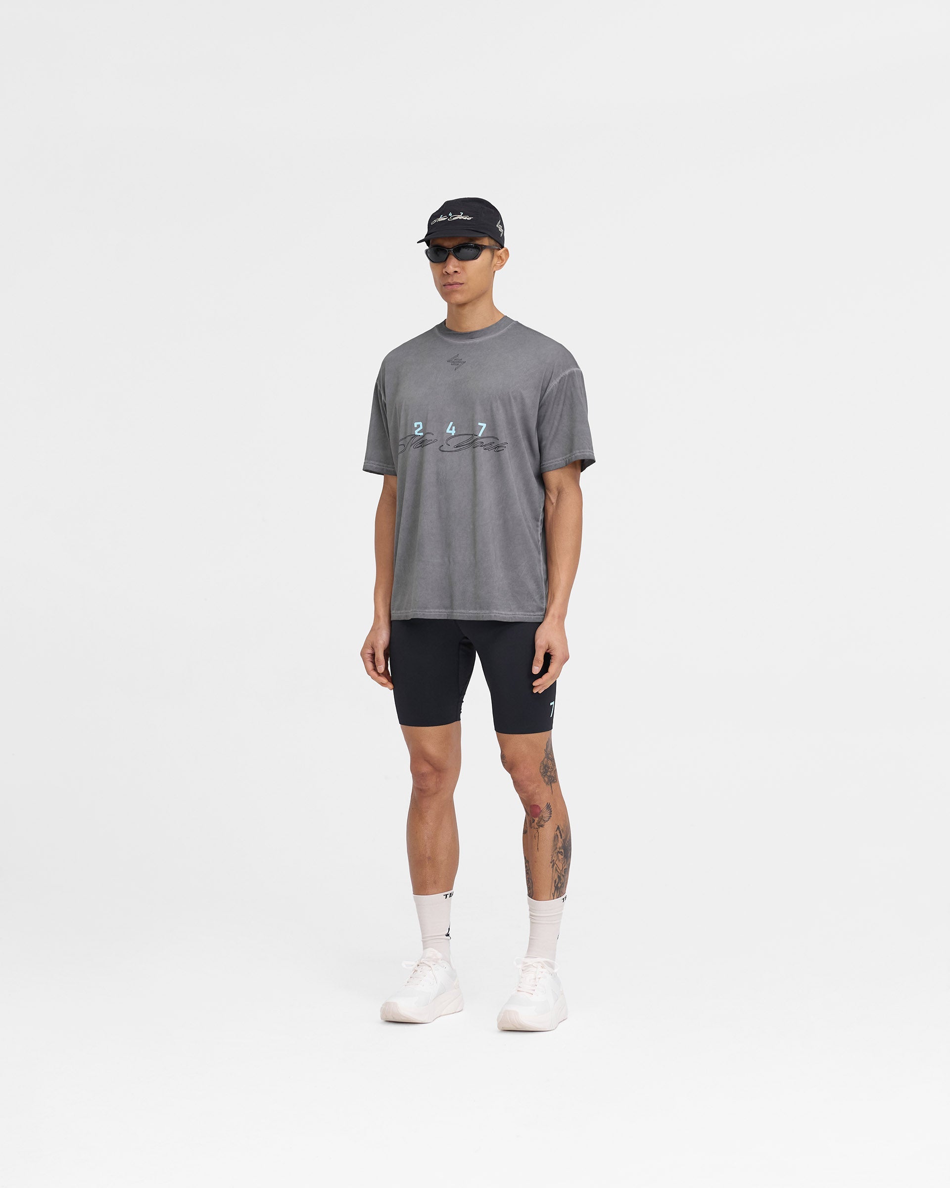 247 New York T-Shirt with Smoke Design - Stylish Graphic Tee for Men & Women - Perfect for Casual Wear, Street Fashion, and Urban Outfits