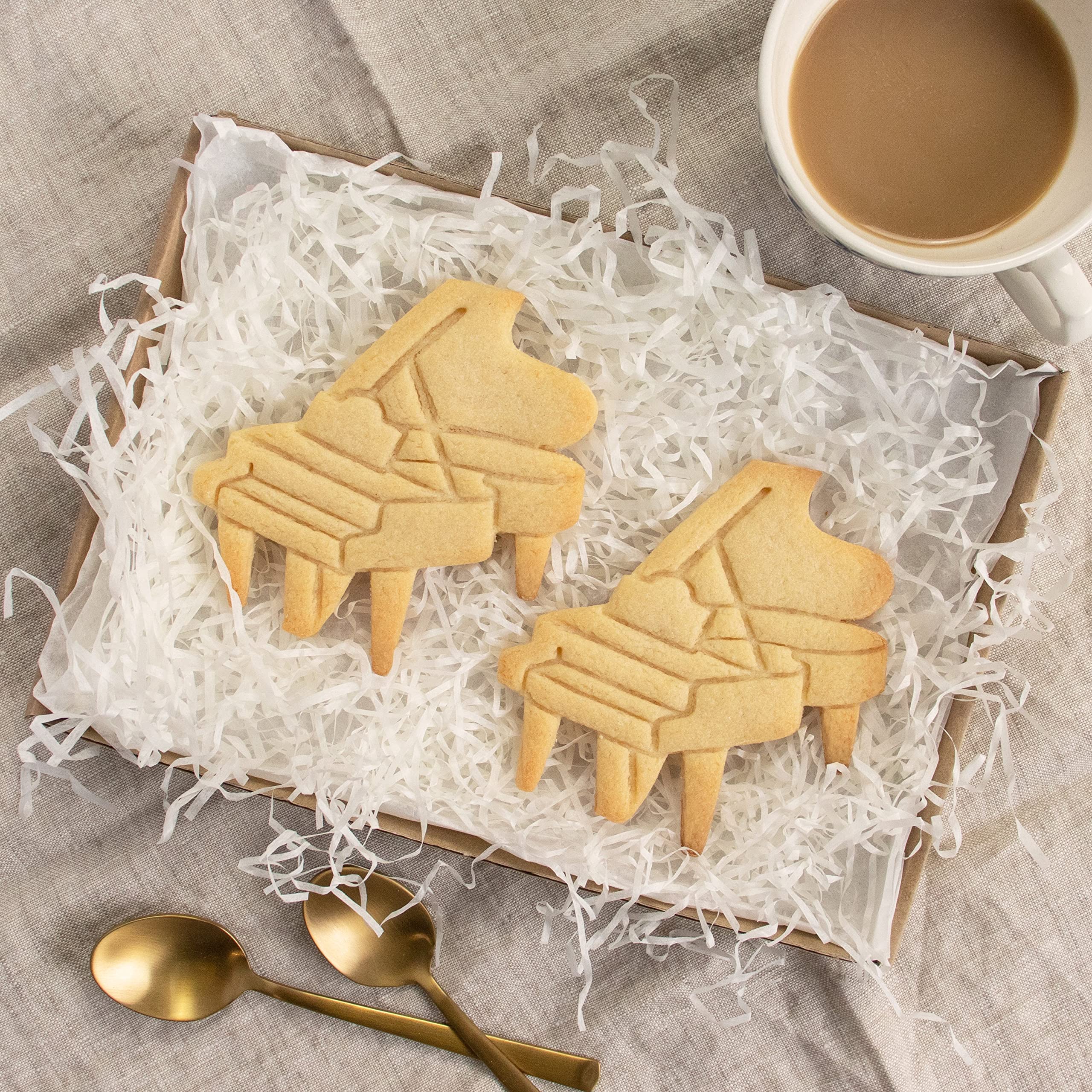 Grand Piano Cookie Cutter - 1 Piece Stainless Steel Baking Tool for Sugar Cookies, Cake Decorating & DIY Pastry | Perfect for Birthday Parties, Wedding Favors & Holiday Baking