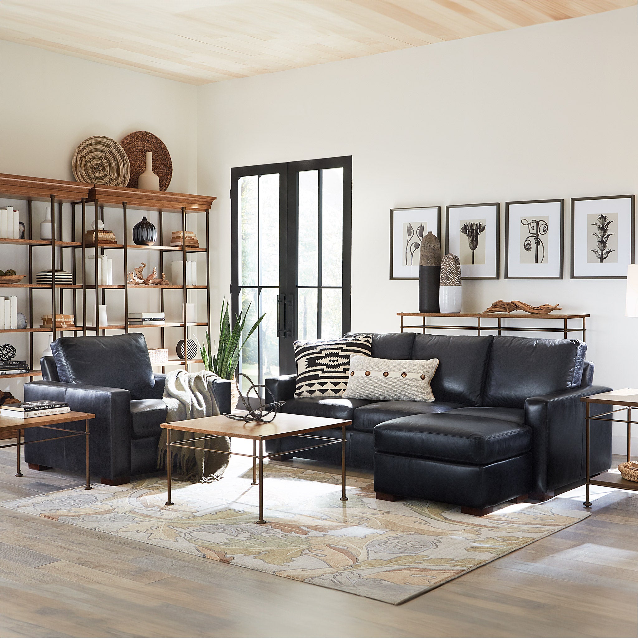 Memphis Chair - Modern Accent Chair for Living Room, Bedroom & Office - Stylish Mid-Century Design with Comfortable Upholstery