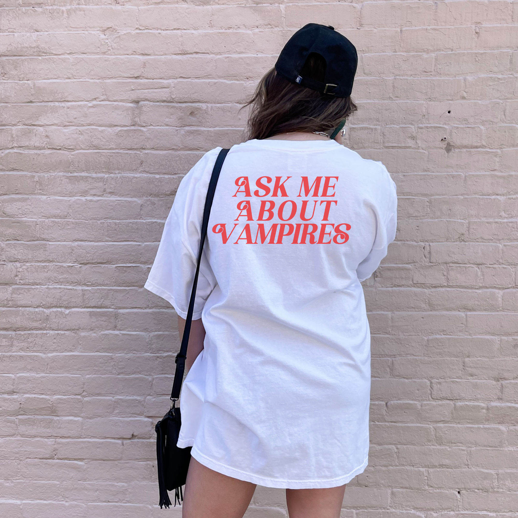 Vampire T-Shirt - Gothic Graphic Tee for Men & Women | Perfect for Halloween, Cosplay & Vampire Lovers
