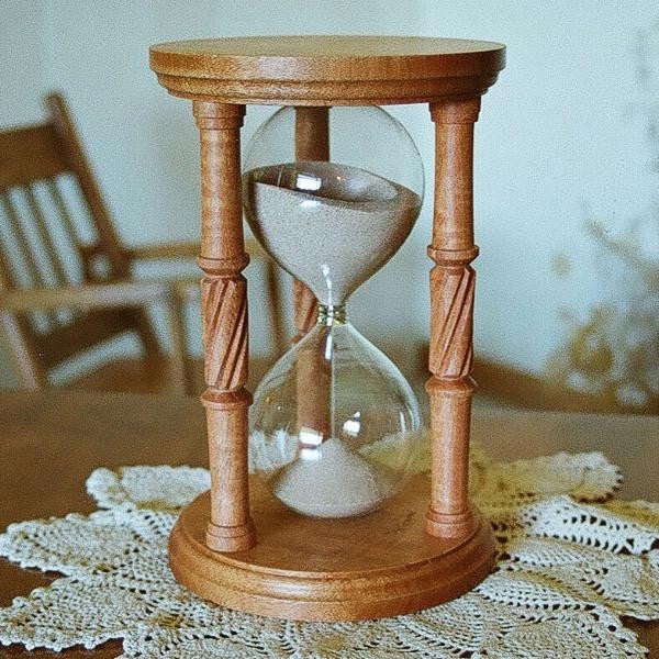 Solid Figured Mahogany Hourglass Urn - Elegant Decorative Vase for Home, Office & Wedding Centerpieces | Perfect for Mantel Decor, Tabletop Display & Gift Giving