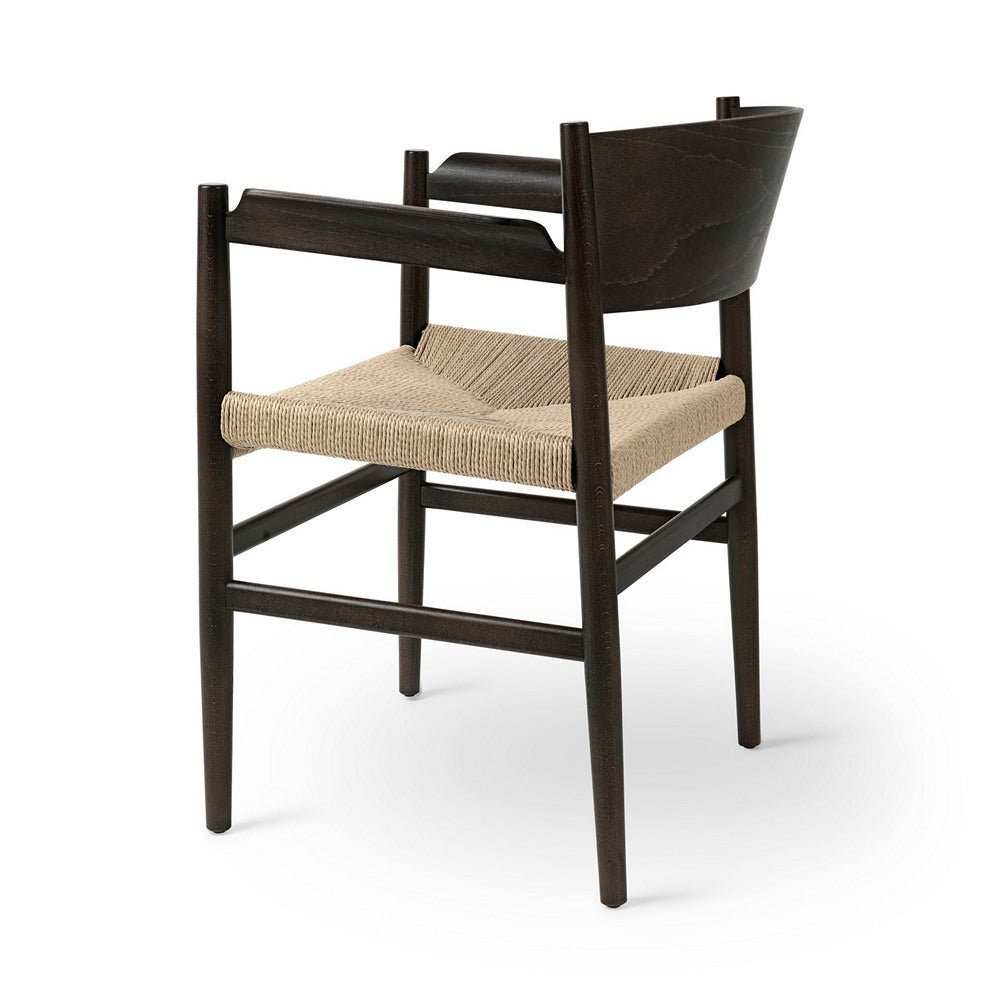 Nestor Armchair by Mater - Modern Lounge Chair with Wooden Legs for Living Room, Bedroom & Office - Stylish & Comfortable Seating for Relaxing & Reading