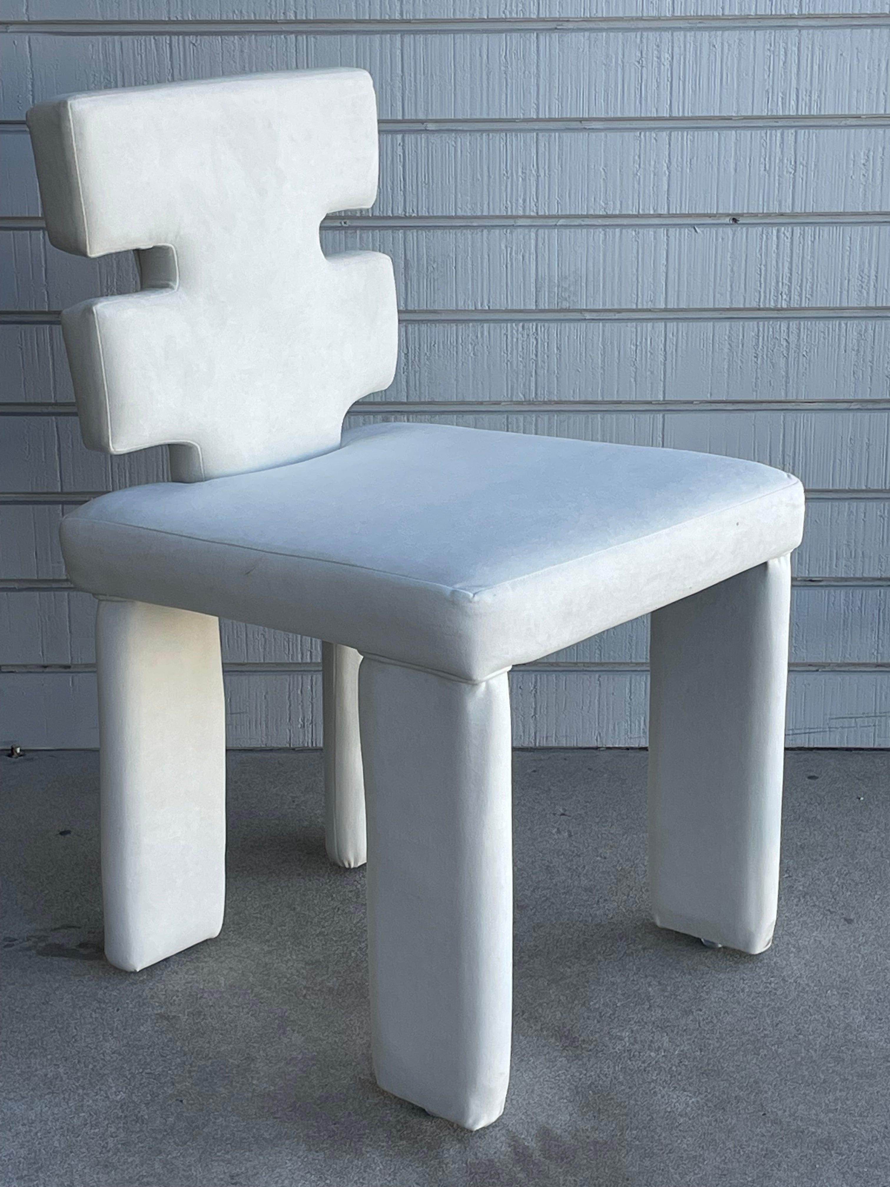 Modern White Mya Dining Chair - Elegant & Comfortable for Kitchen, Dining Room & Office - Perfect for Home Decor & Entertaining