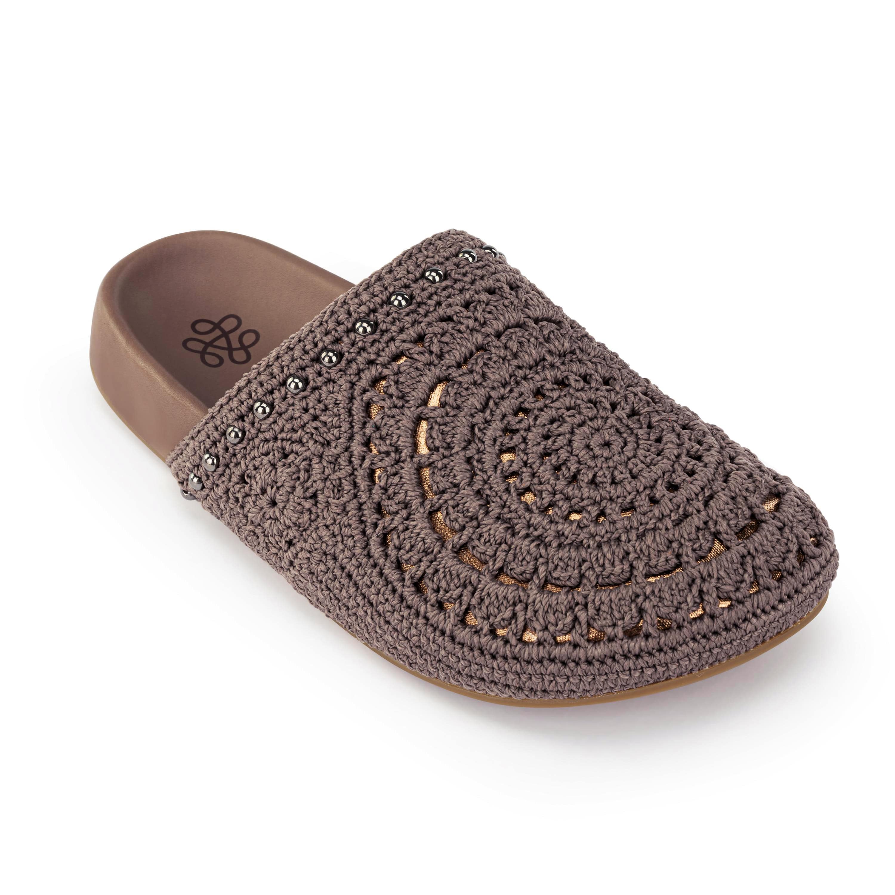 Handmade Crochet Bolinas Clogs with Mushroom Medallion Design - Comfortable Bohemian Style Slippers for Women, Home & Garden Wear