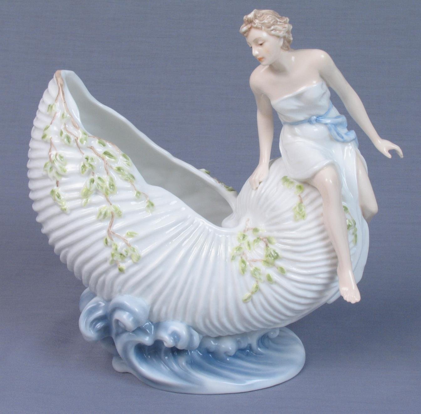 8.25 Inch Glazed Porcelain Nautilus Sauce Boat - Elegant Serving Dish with Nymph Sitting on Edge - Perfect for Dinner Parties, Buffets & Fine Dining Presentation