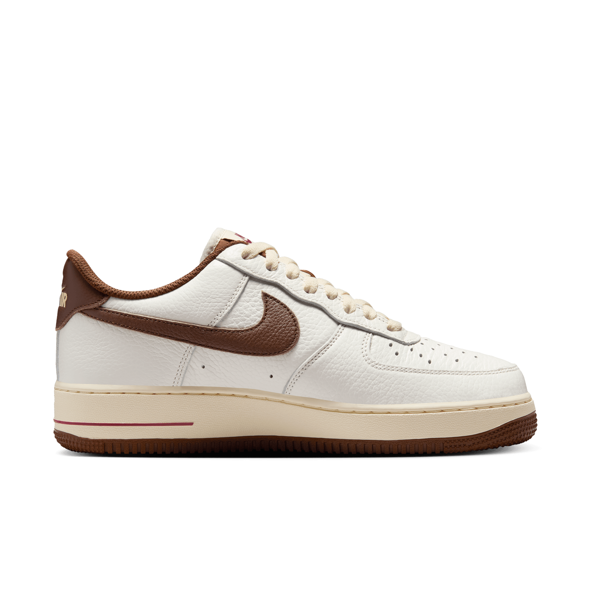 Nike Air Force 1 '07 Yardrunner Men's Sneakers - Classic White Basketball Shoes for Casual Wear & Street Style | Perfect for Everyday Outfits, Gym, and Urban Fashion