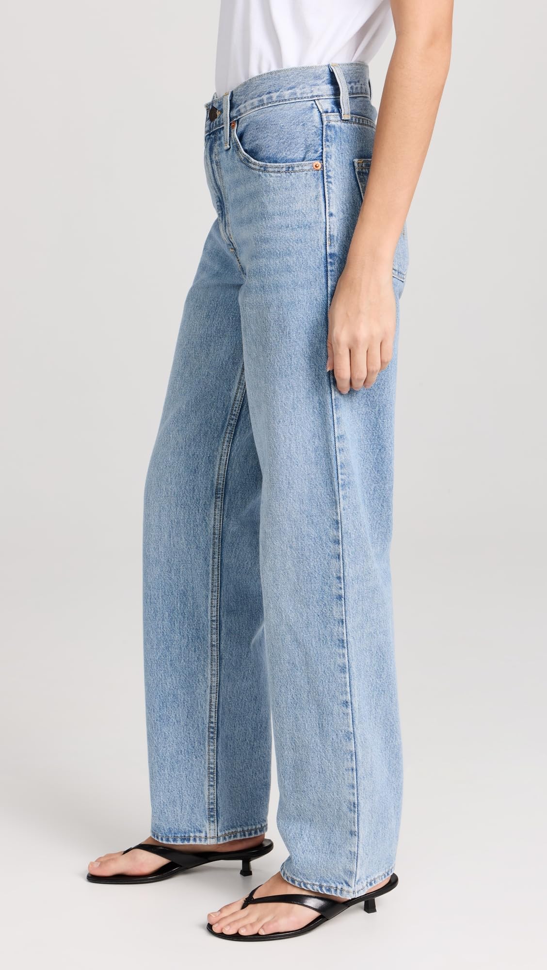 Levi's Women's Dad Jeans - High Waisted Relaxed Fit Vintage Denim Pants for Casual Wear & Everyday Outfits