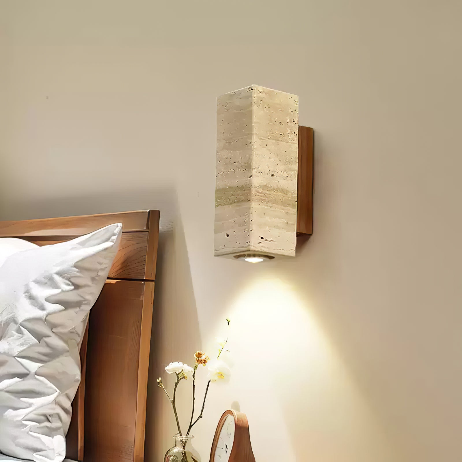 Modern Blend Wall Sconce - Adjustable LED Light Fixture for Bedroom, Living Room & Hallway - Sleek Indoor Wall Lighting with Dimmable Warm White Bulb - Perfect for Home Decor and Ambient Lighting