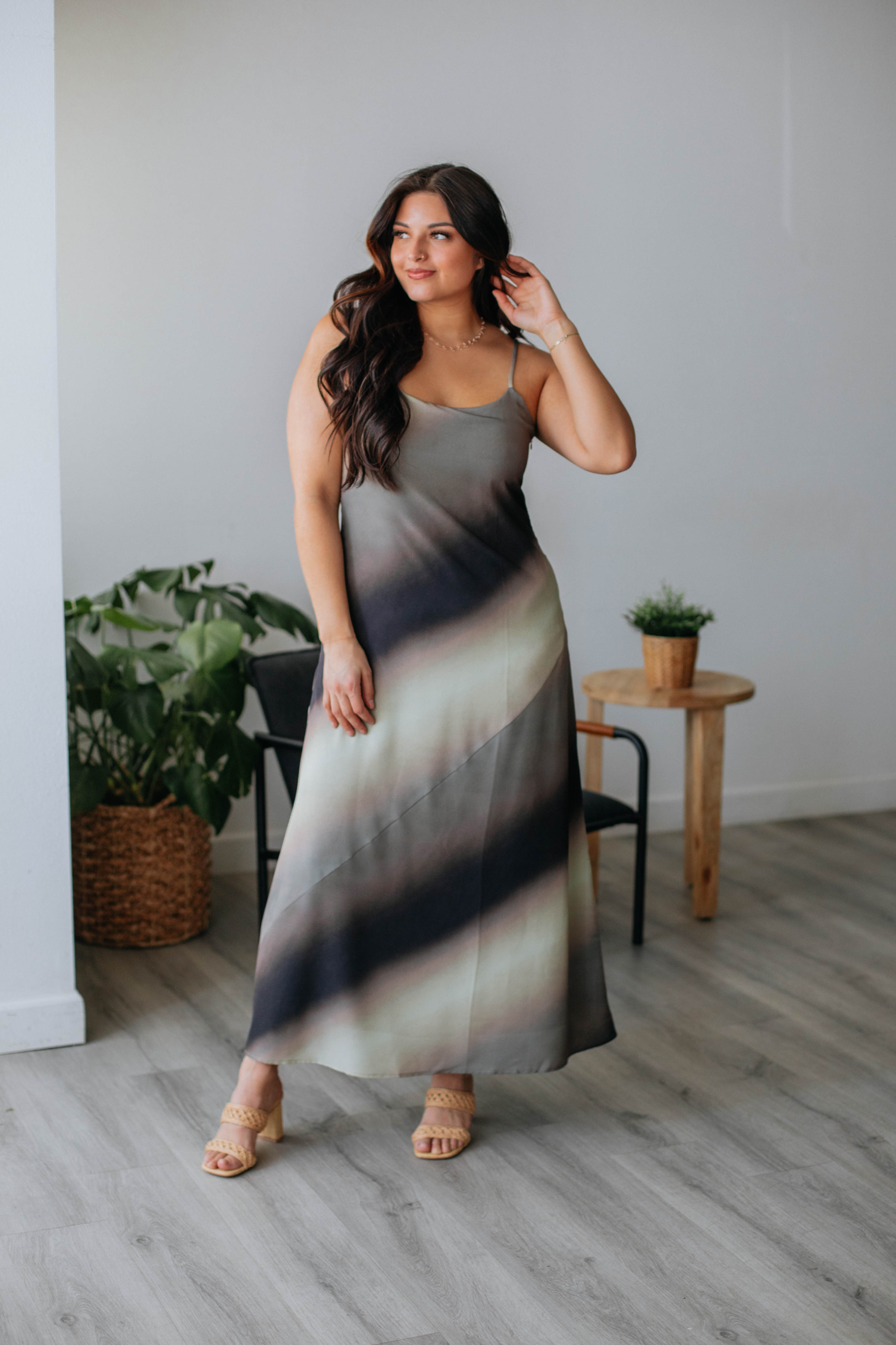 Indri Maxi Dress for Women - Flowy Long Summer Dress with Pockets, Boho Chic Beach Dress for Vacation, Party, and Casual Wear