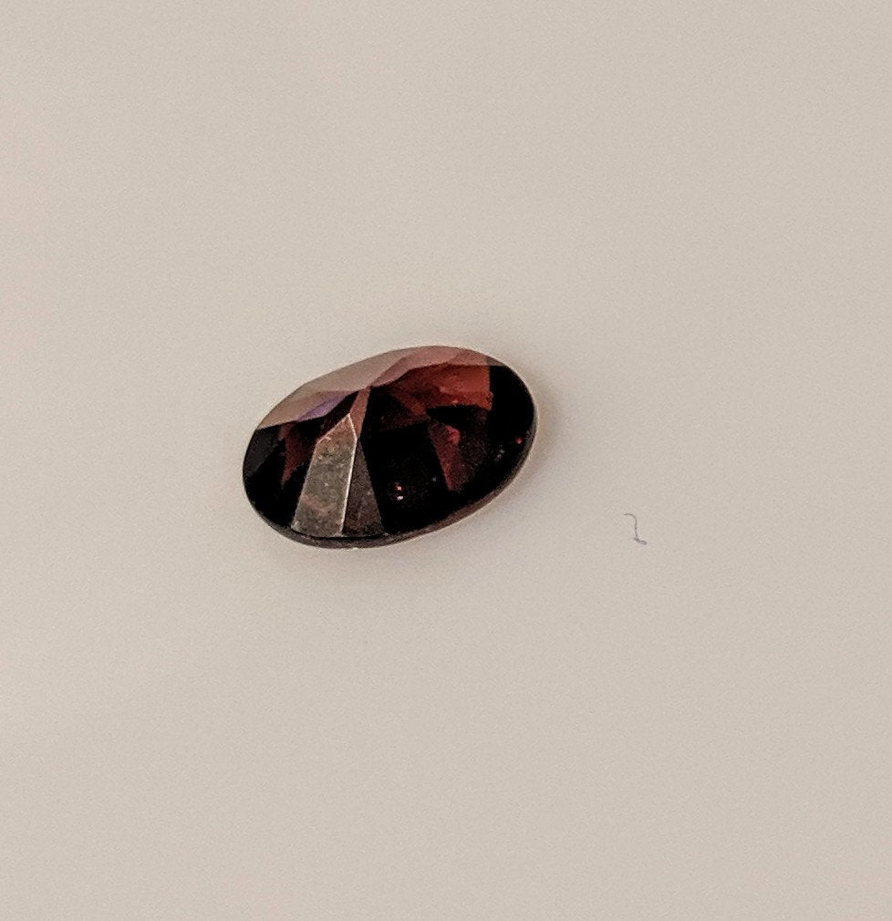 2ct Natural Genuine African Garnet Loose Stone - 9x7mm Oval Cut VVS Eye Clean January Birthstone for Jewelry Making & Engagement Rings