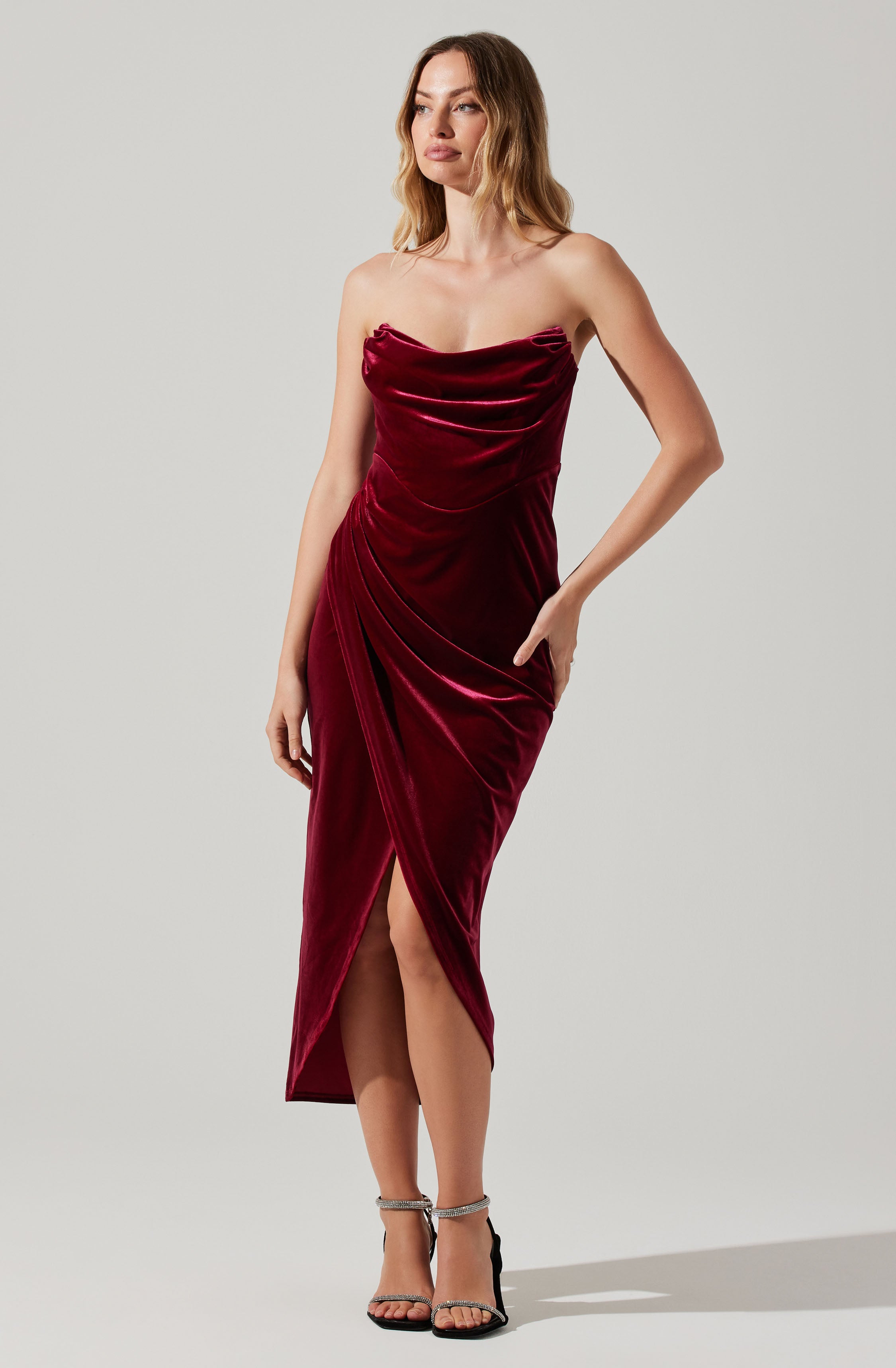 CRIMSON RED