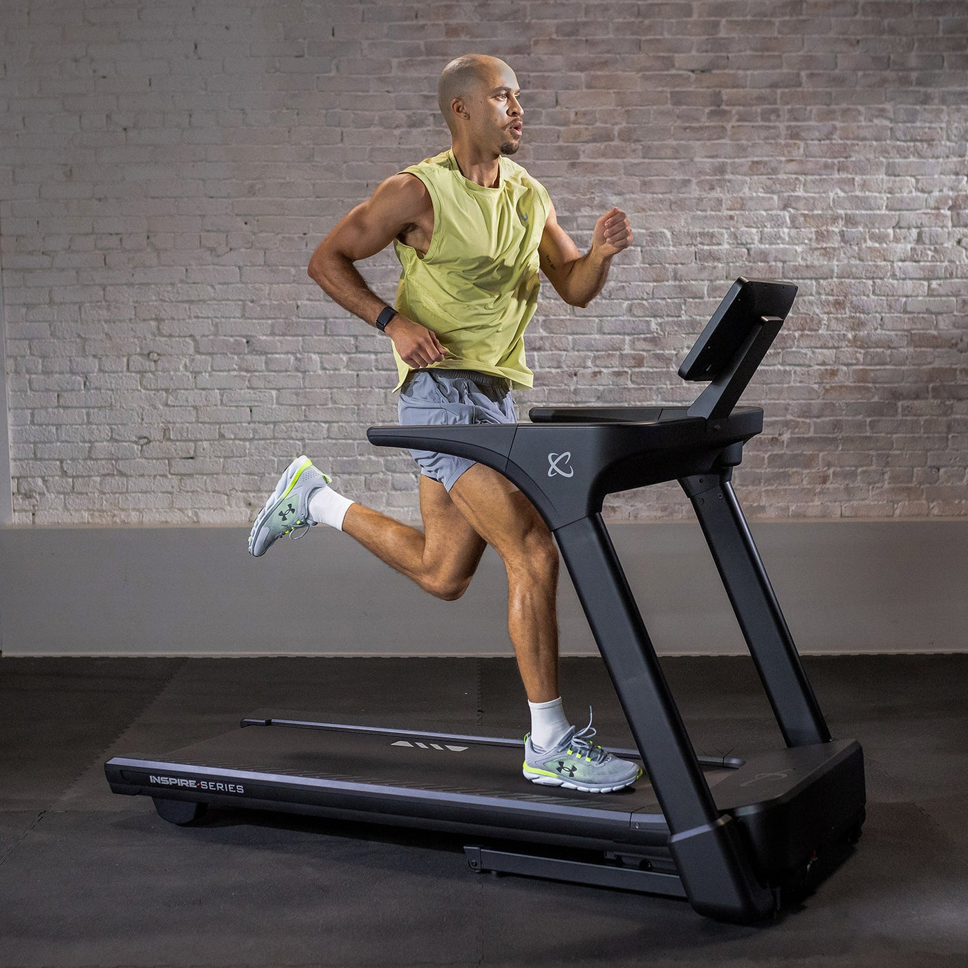 Inspire Series T5s Treadmill with 15.6