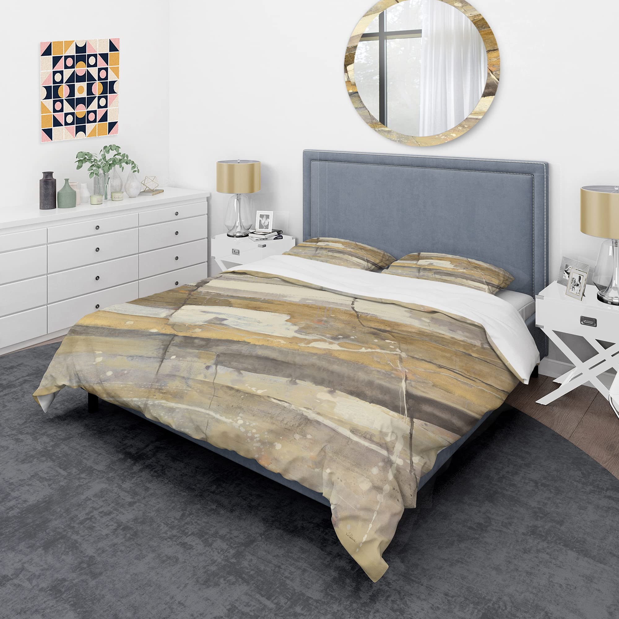 DesignQ 3-Piece King Size Duvet Cover Set - Ultra Soft Hypoallergenic Microfiber Bedding for All Seasons - Fire & Ice Minerals V Pattern - Machine Washable Gold Luxury Bedding - Perfect for Master Bedrooms, Guest Rooms & Airbnb Rentals