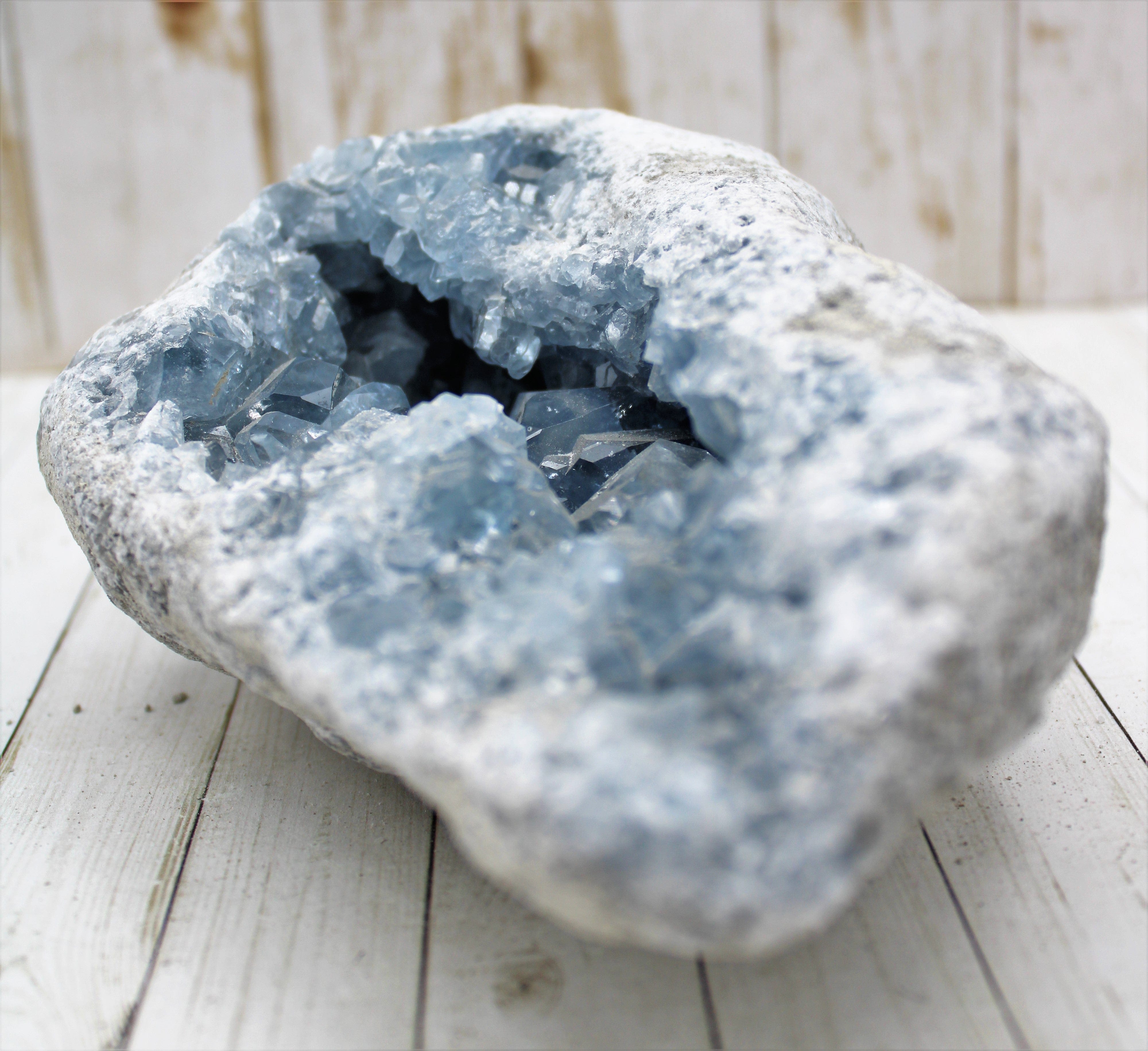 Natural Celestite Crystal Cluster - Healing Stone for Meditation, Stress Relief & Positive Energy - Perfect for Home Decor, Office Desk & Spiritual Practices