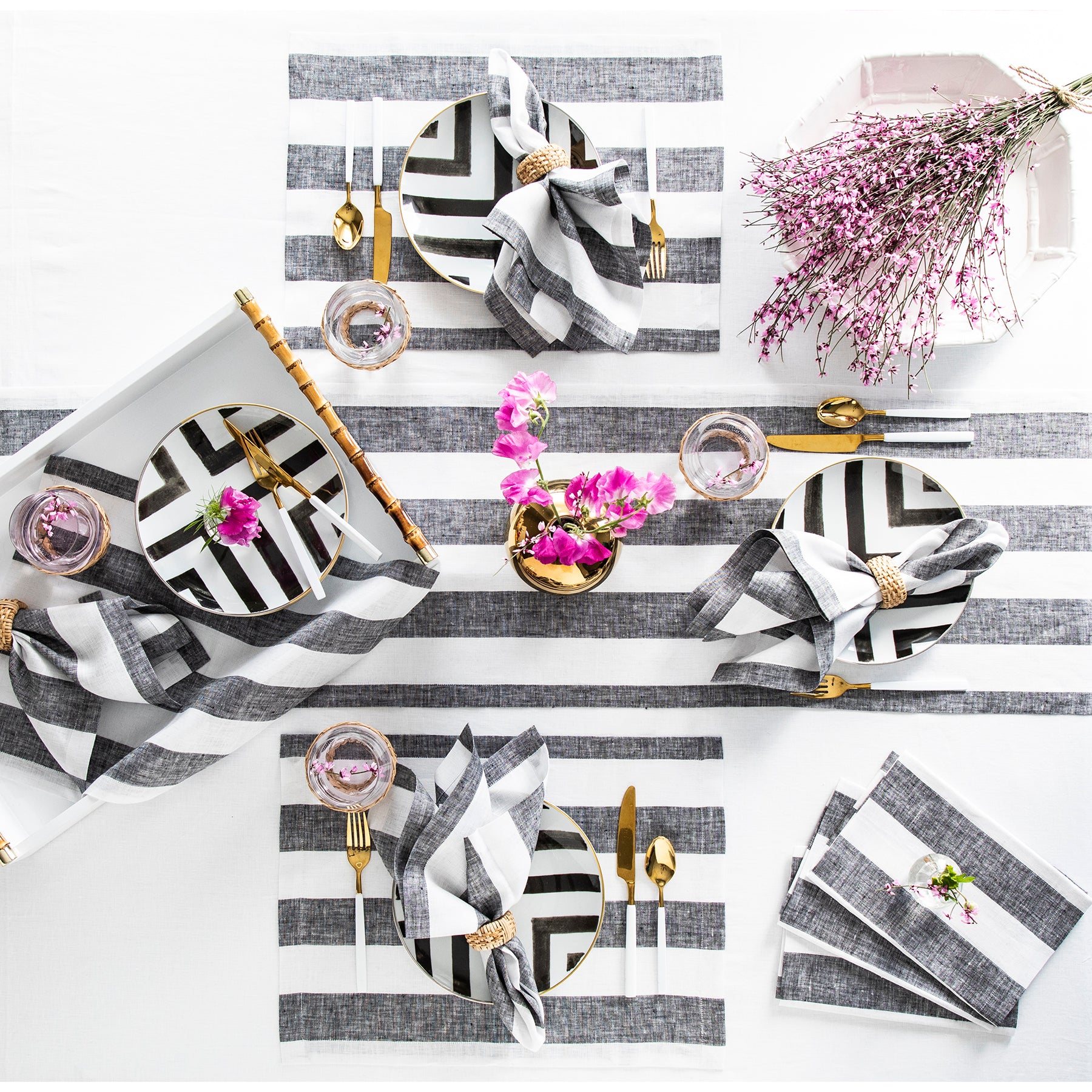 Stylish Cabana Stripe Table Runner - Perfect for Beach Weddings, Summer Parties & Outdoor Dining Decor