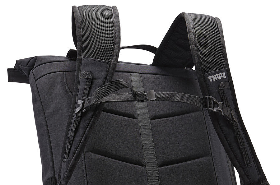 Thule Paramount Daypack - Lightweight Hiking Backpack for Men & Women, Durable Black Daypack for Travel, Work & Outdoor Adventures