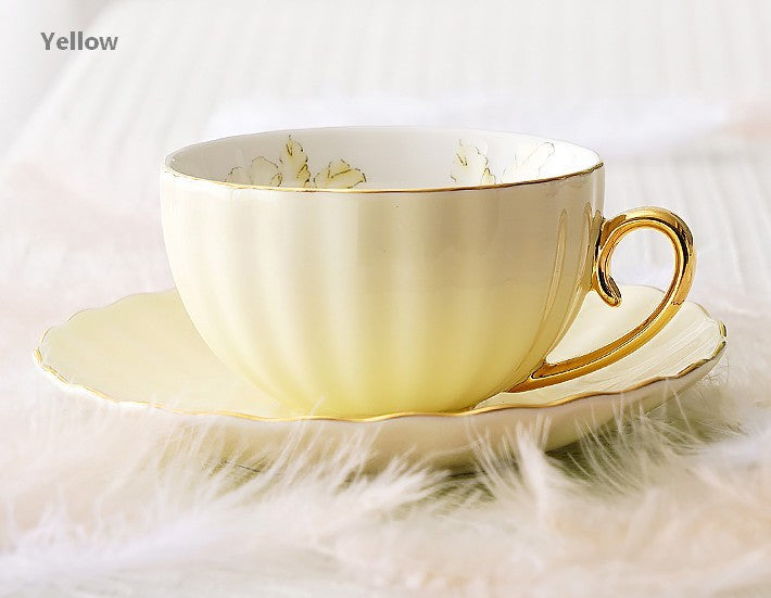 Elegant British Tea Cups Set - Royal Bone China Porcelain Afternoon Tea Cups with Saucers, Premium Ceramic Coffee Cups for English Tea Party, Bridal Shower & Luxury Gift Giving