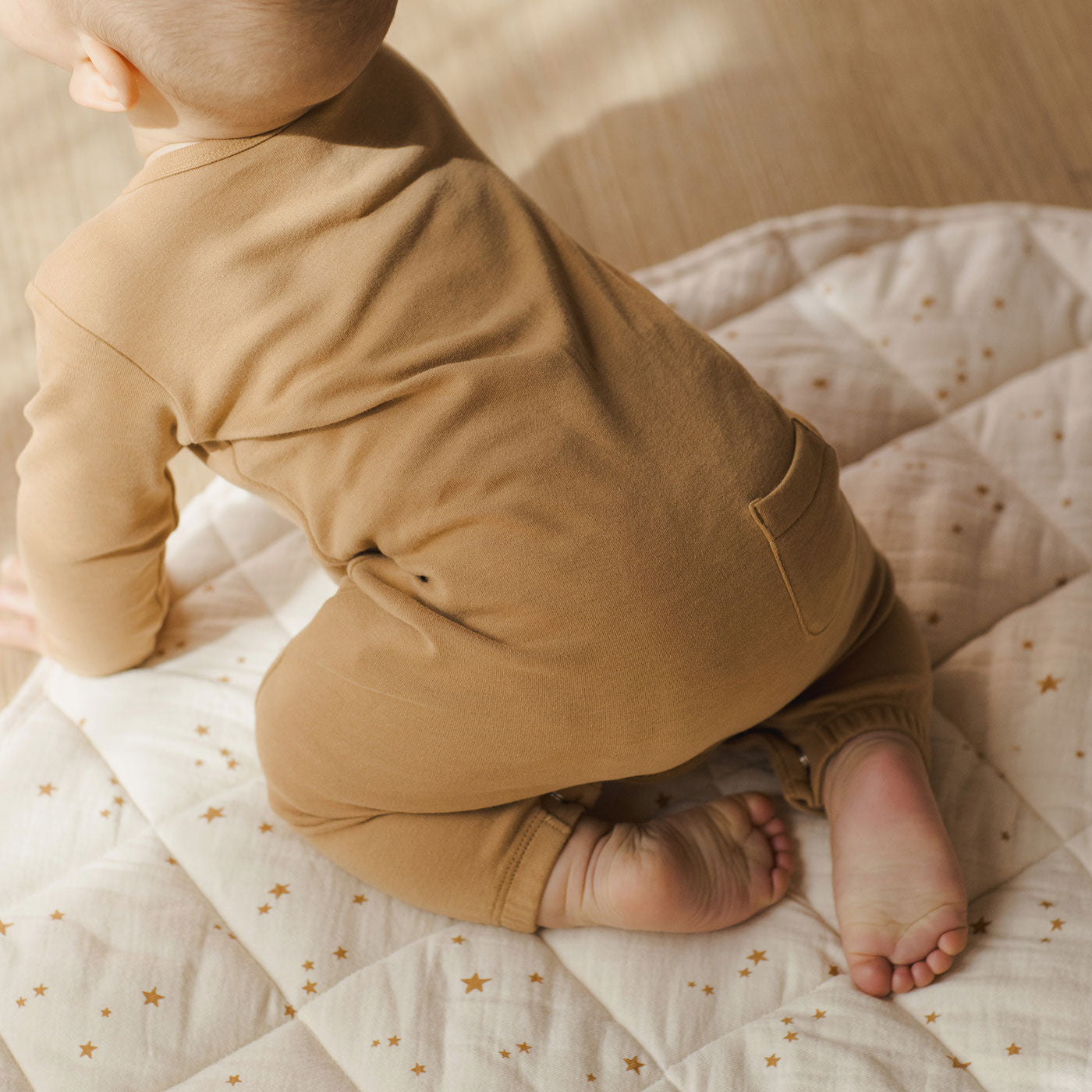 Soft & Safe Baby Play Mat with Stars Design - Natural Non-Toxic Foam for Crawling & Tummy Time - Perfect for Nursery, Daycare & Playroom - FINAL SALE