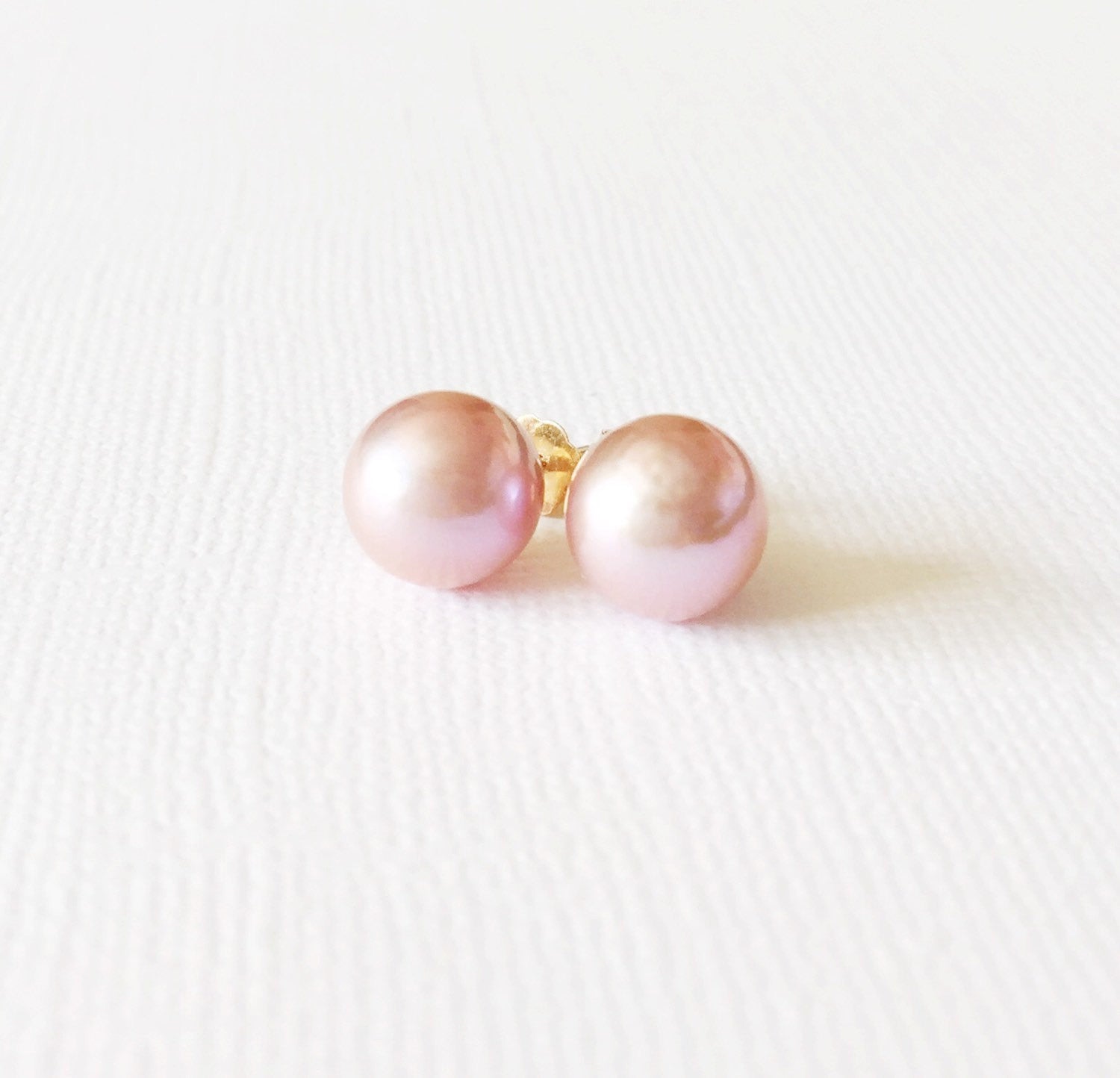 Momi Edison Pink Pearl Earrings (E231) - Elegant Dangle Earrings for Women, Perfect for Weddings, Parties & Special Occasions