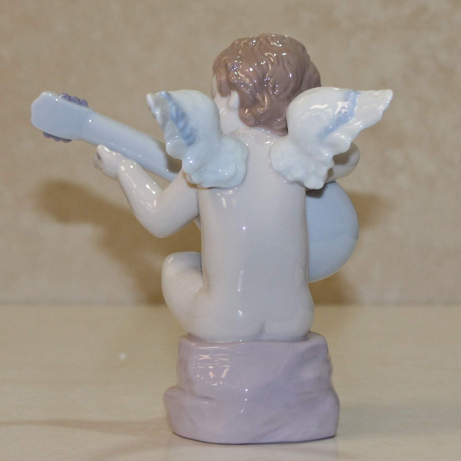 Lladro Angelica Adagio Mint Porcelain Figurine - Collectible Handcrafted Spanish Statue - Perfect for Home Decor, Gift Giving & Collector's Display