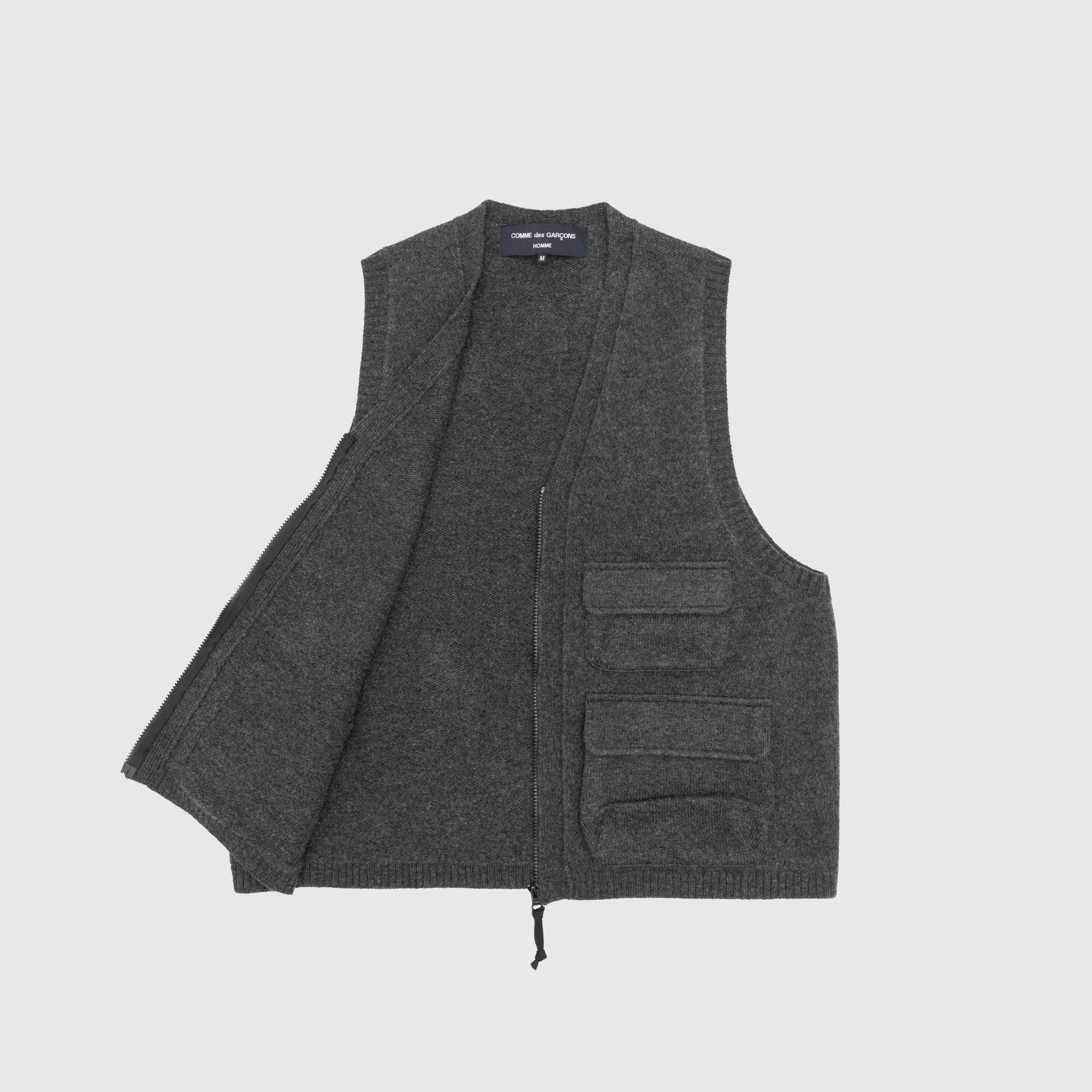 Men's Knit Sweater Vest - Lightweight & Stylish for Layering - Perfect for Office, Casual Wear & Outdoor Activities