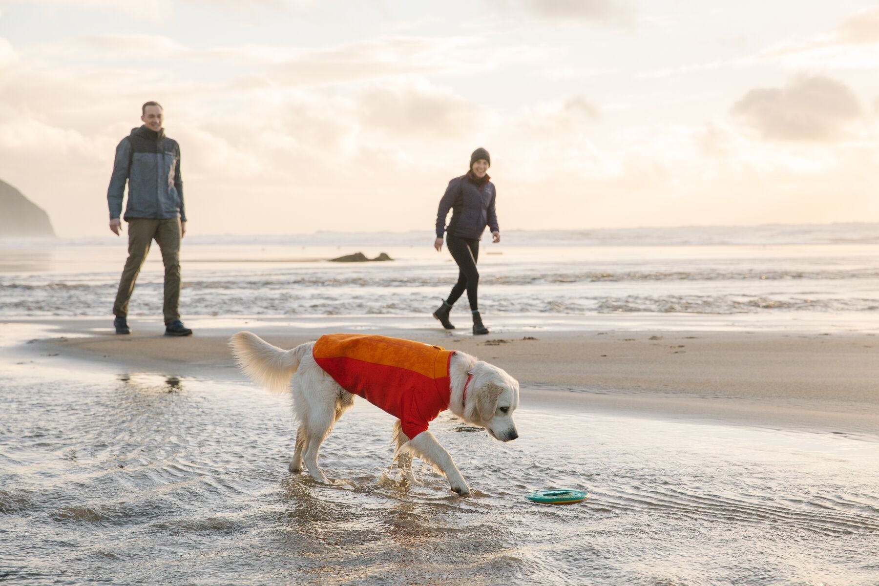 Ruffwear Hydro Plane™ Floating Dog Disc Toy - Tangelo Orange, Waterproof & Durable for Pool, Beach & Outdoor Play - Perfect for Fetch Games with Dogs