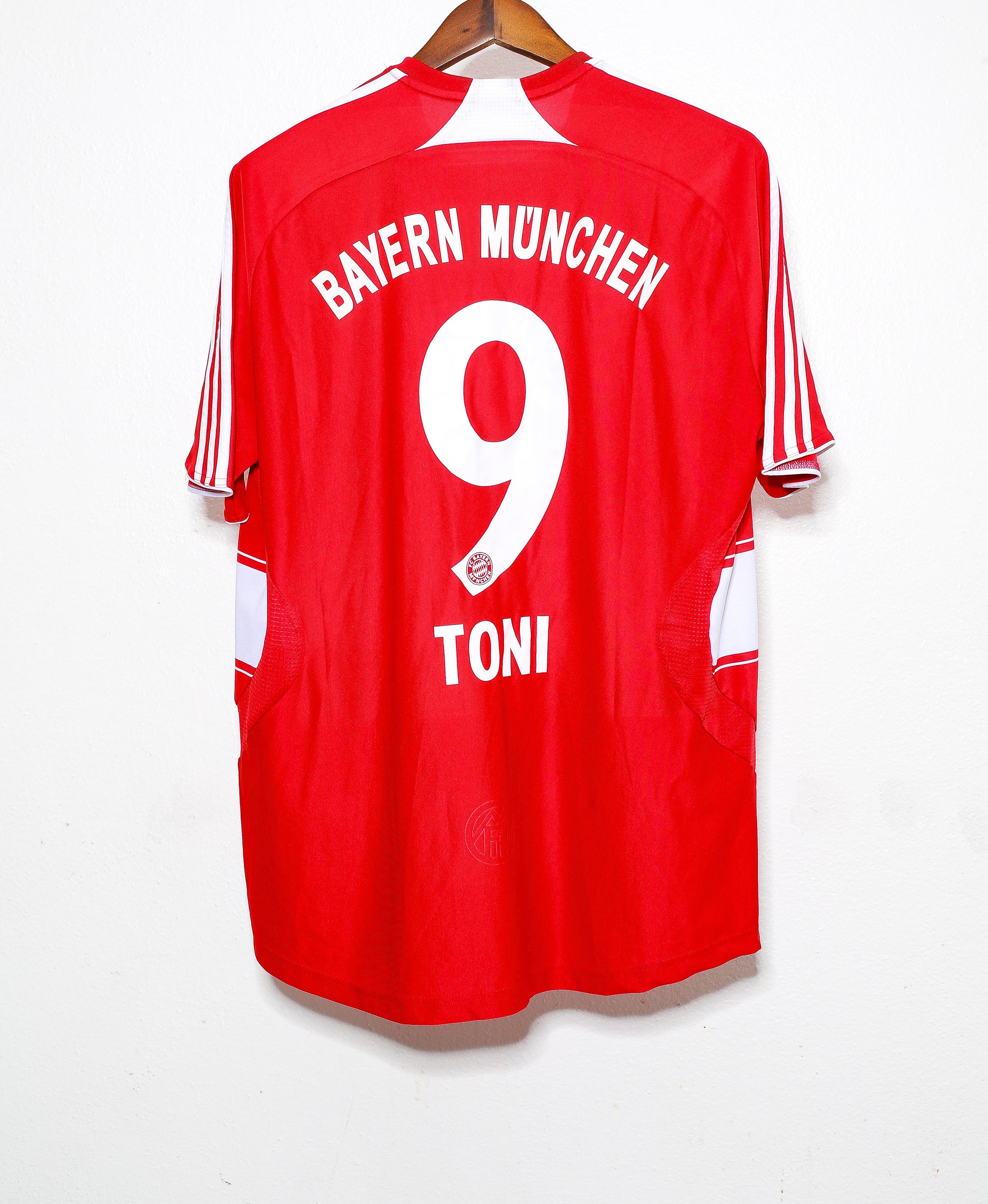2007 Bayern Munich Home Jersey #9 Toni Kroos - Authentic Soccer Shirt for Fans & Collectors - Perfect for Matches, Training, and Memorabilia Display