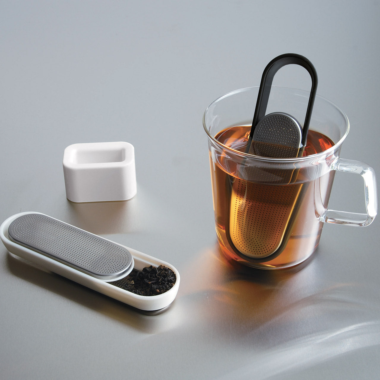 Premium Stainless Steel Loop Tea Strainer - Fine Mesh Infuser for Loose Leaf Tea, Herbs & Spices - Perfect for Tea Cups, Mugs & Travel Bottles