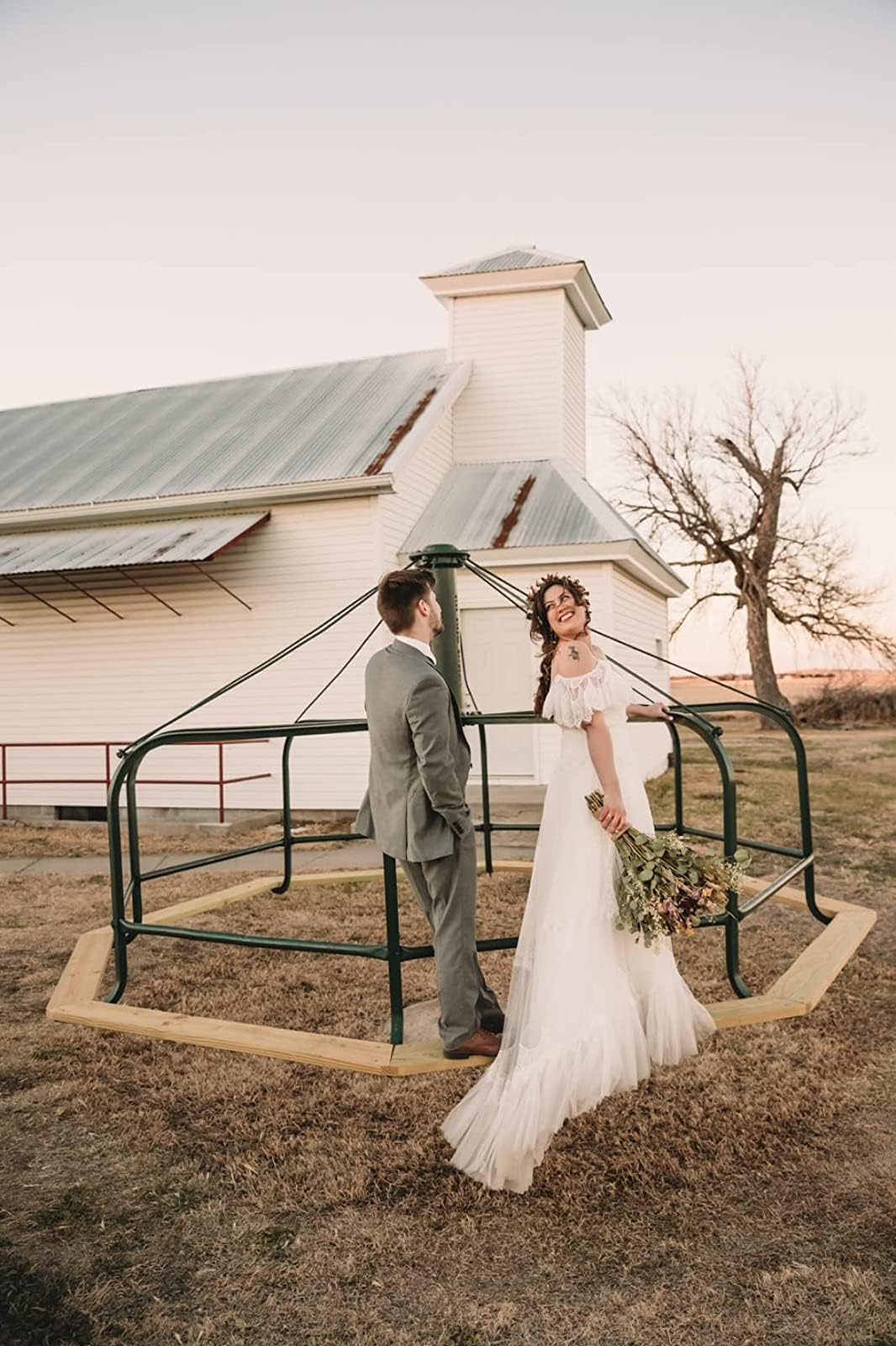 Elegant Women's Wedding Dresses with Lace & V-Neck - Boho Ruffle Sleeve Beach Wedding Gowns for Outdoor & Destination Ceremonies | Perfect for Beach, Garden & Boho Chic Weddings