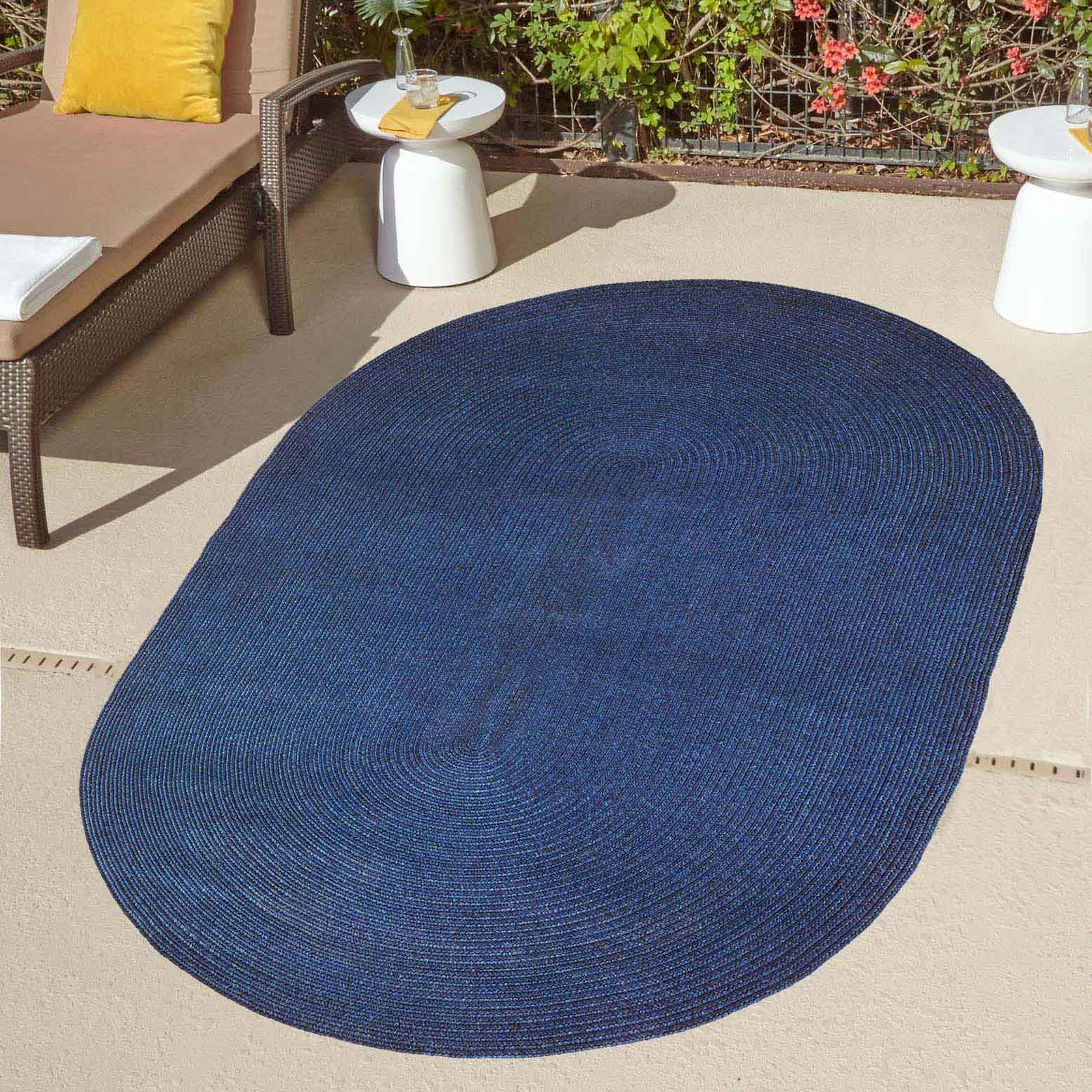 Classic Braided Area Rug - Non-Slip Indoor/Outdoor Oval Rug for Living Room, Bedroom, Patio & Deck - Soft & Durable Home Decor