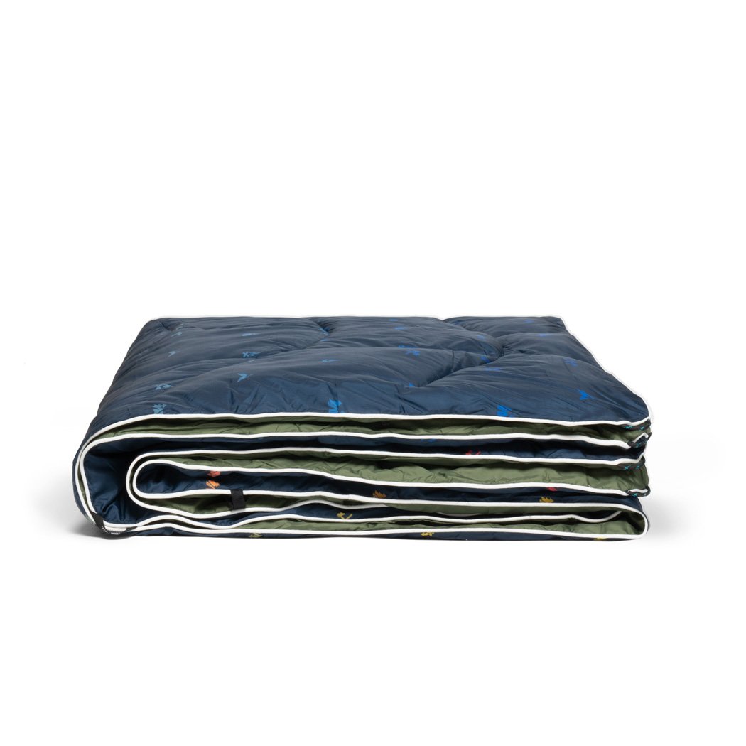 Ultra Soft 1 Person NanoLoft Puffy Blanket - Lightweight Warm Throw for Bed, Sofa & Travel - Perfect for Camping, Lounging and Cold Weather Coziness
