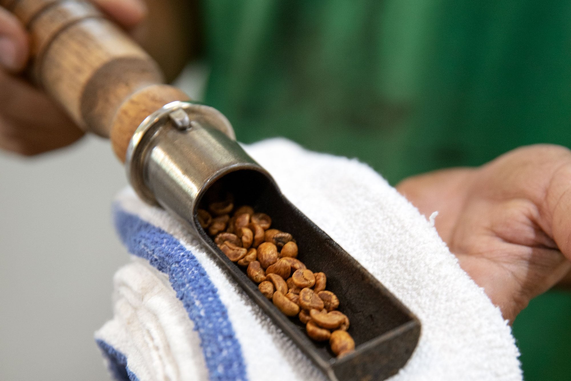 Advanced Espresso Coffee School - Professional Barista Training & Brewing Techniques for Home & Commercial Use | Perfect for Coffee Shops, Restaurants & Home Brewing Enthusiasts