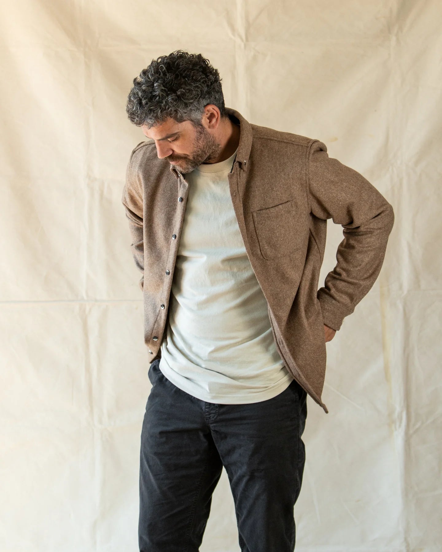 ANIÁN Modern Melton Wool Oyster Coat - Premium Warm Winter Jacket for Men & Women - Perfect for Outdoor Activities, Travel & Casual Wear