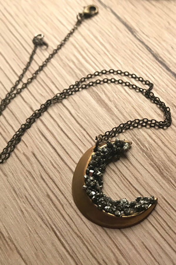 Vintage Moon Shaped Diamond Pendant Necklace for Women - Elegant 925 Sterling Silver Jewelry Gift for Birthday, Anniversary & Valentine's Day