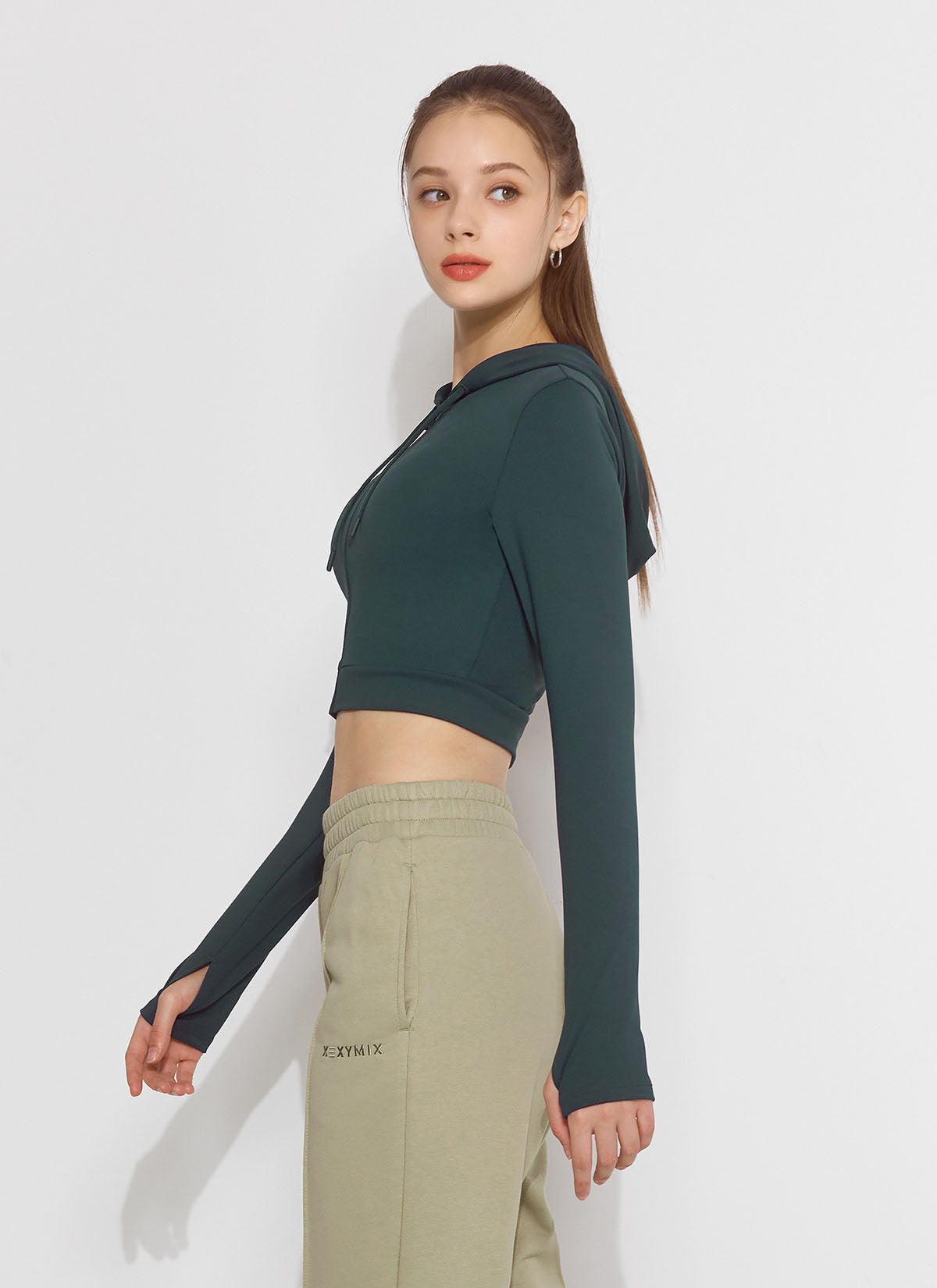 Slimfit Crop Zip Up Hoodie - Women's Fashion Casual Pullover for Gym & Streetwear | Perfect for Workouts, Running & Everyday Outfits