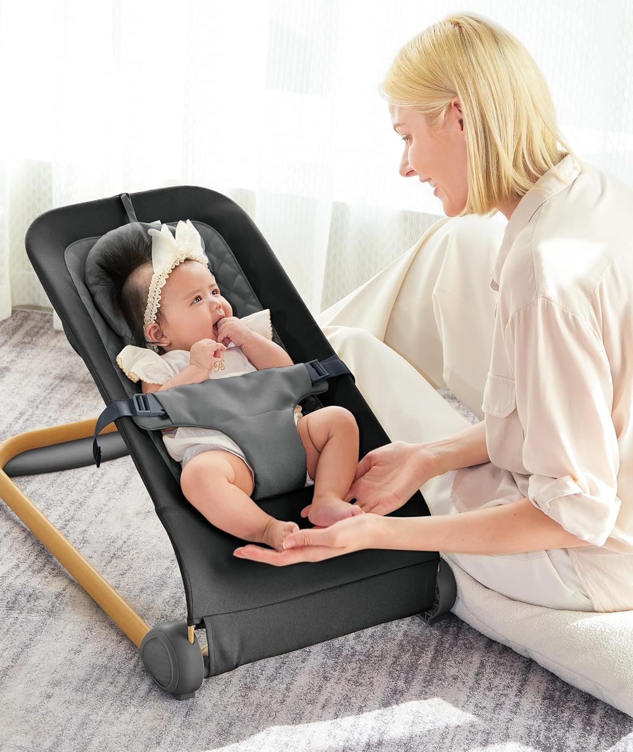 Fodoss Baby Bouncer Seat for Infants 0-12 Months - Portable & Ergonomic Infant Bouncer Chair with Adjustable Recline, Soft Fabric - Perfect for Nursery, Travel & Playtime (Black)