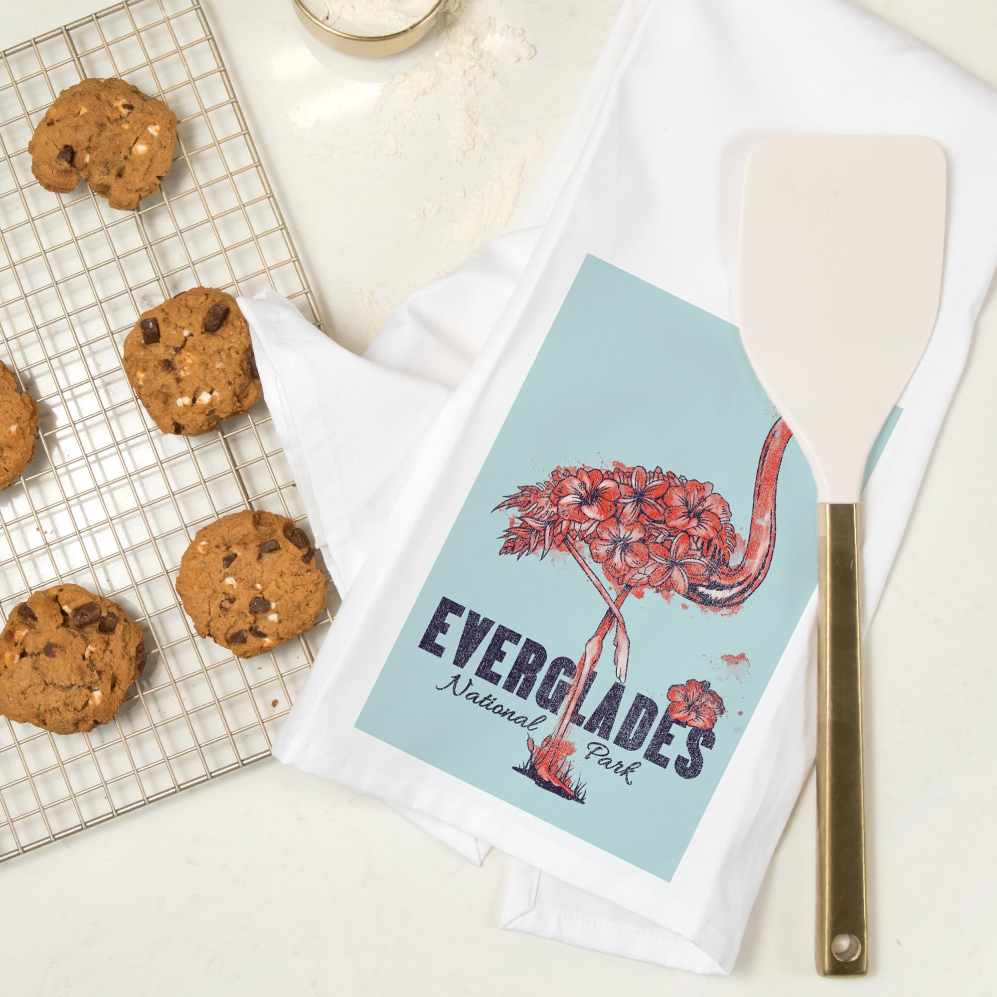 Lantern Press Everglades National Park Flamingo Flowers Cotton Tea Towel - Decorative Hand Towel for Kitchen & Home Decor - Perfect for Gifts, Dish Drying & Wall Art