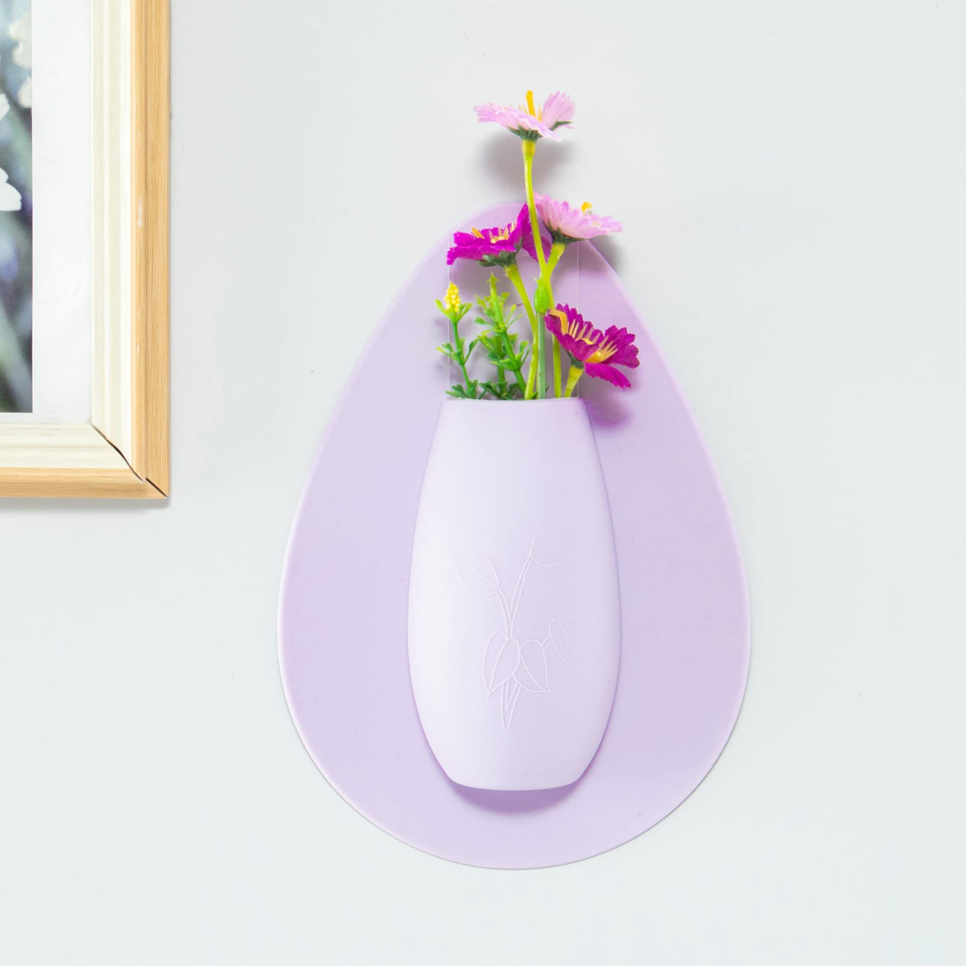 Collapsible Silicone Sticky Vase - Reusable Wall-Mounted Flower Holder for Windows, Bathrooms & Office Decor | Wedding Decoration & Home Décor Accessories | Yellow