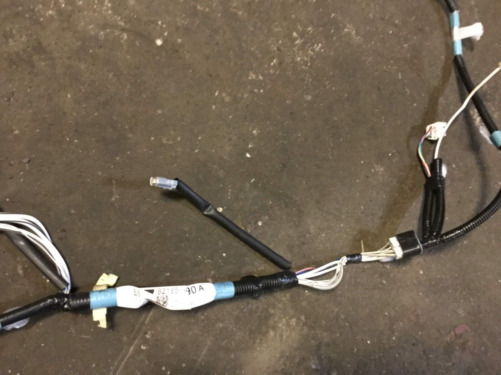 2005-2009 Toyota Prius Trunk Lid Wiring Harness OEM Replacement - Compatible for Rear Tailgate Electrical Repair & Maintenance