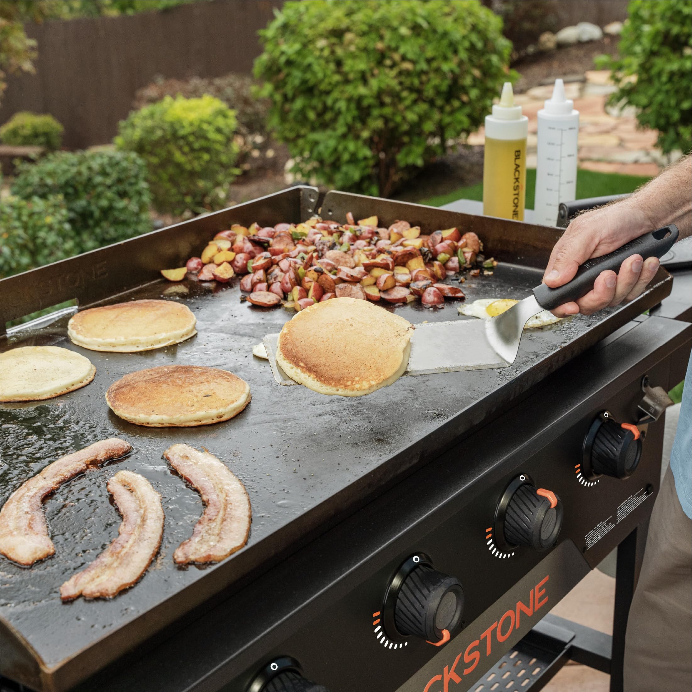 Blackstone 2210 36-Inch Original National Account Griddle - Perfect for Outdoor Cooking, Camping, Backyard BBQs & Tailgating Parties