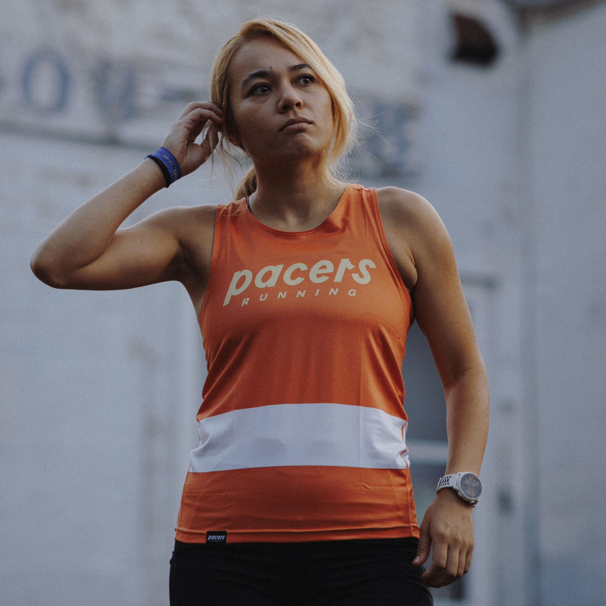 2:02 Women's Sunset Singlet - Lightweight Running Tank Top for Women - Breathable Workout Shirt - Perfect for Yoga, Gym & Outdoor Activities